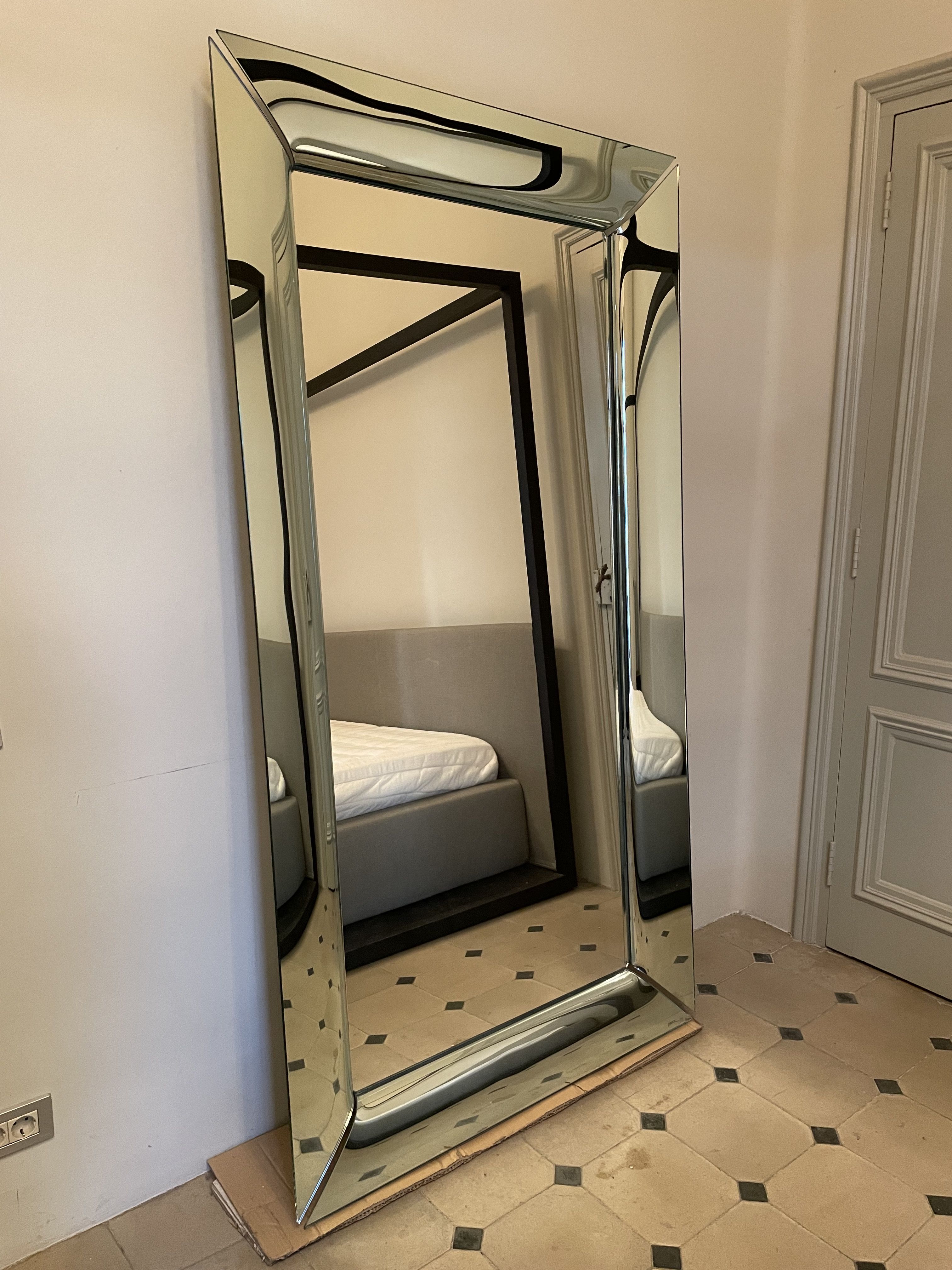 Fiam mirror by Philippe Starck