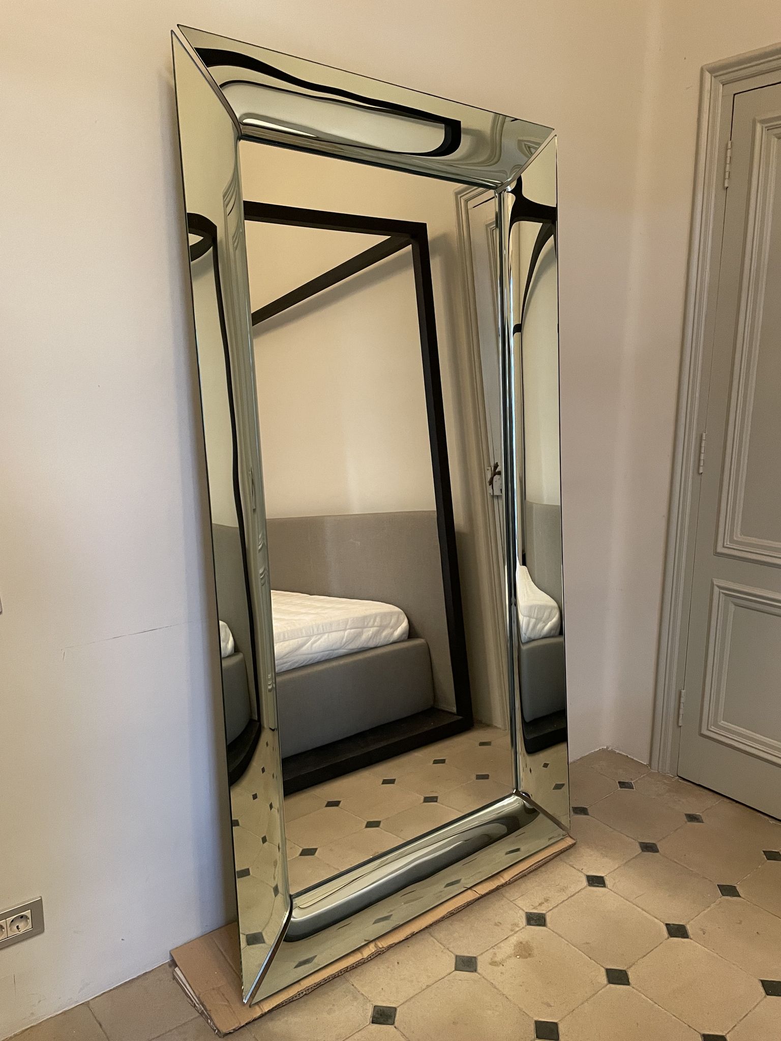 Fiam mirror by Philippe Starck