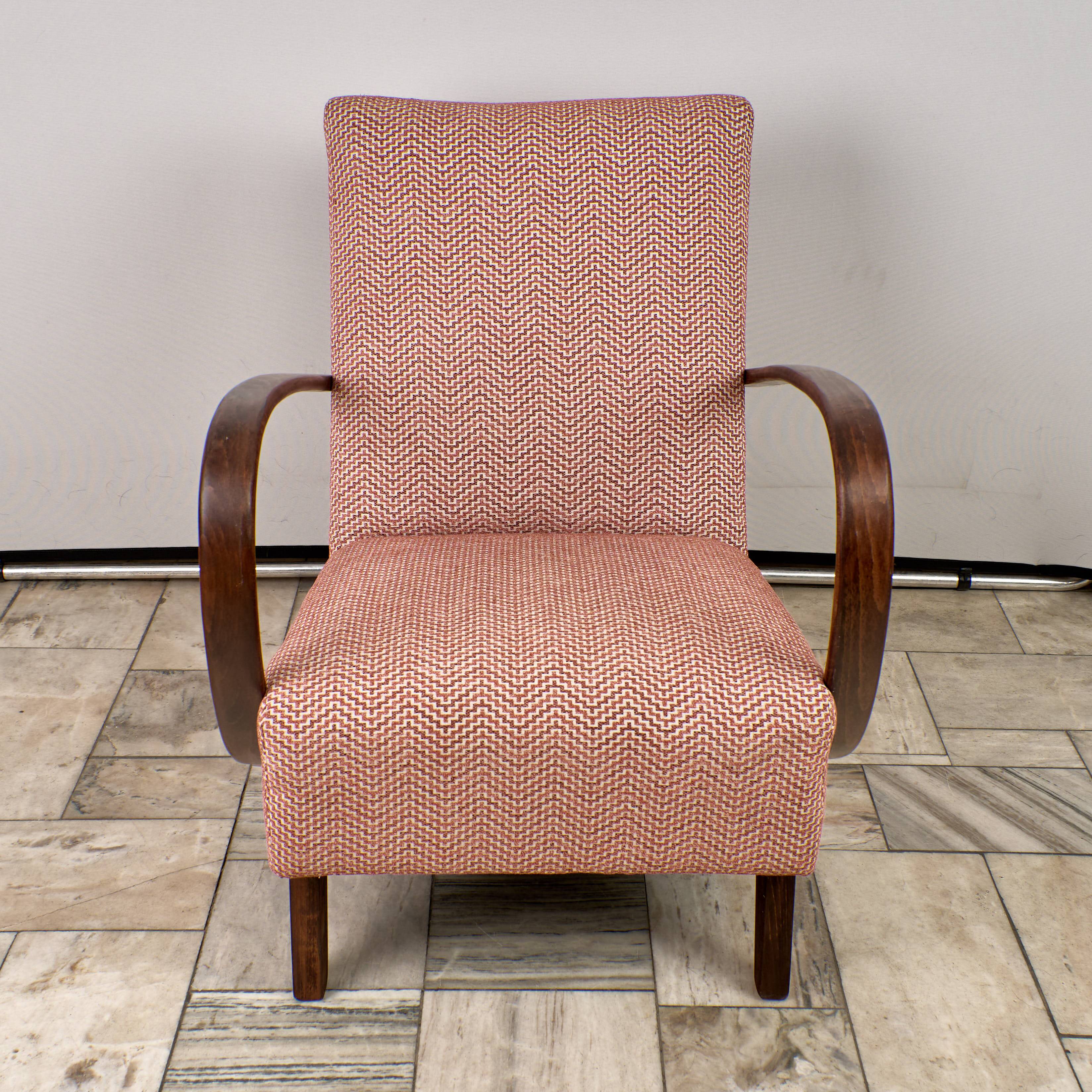 H 410 Armchair designed by Jindrich Halabala, 1940s, Czechoslovakia