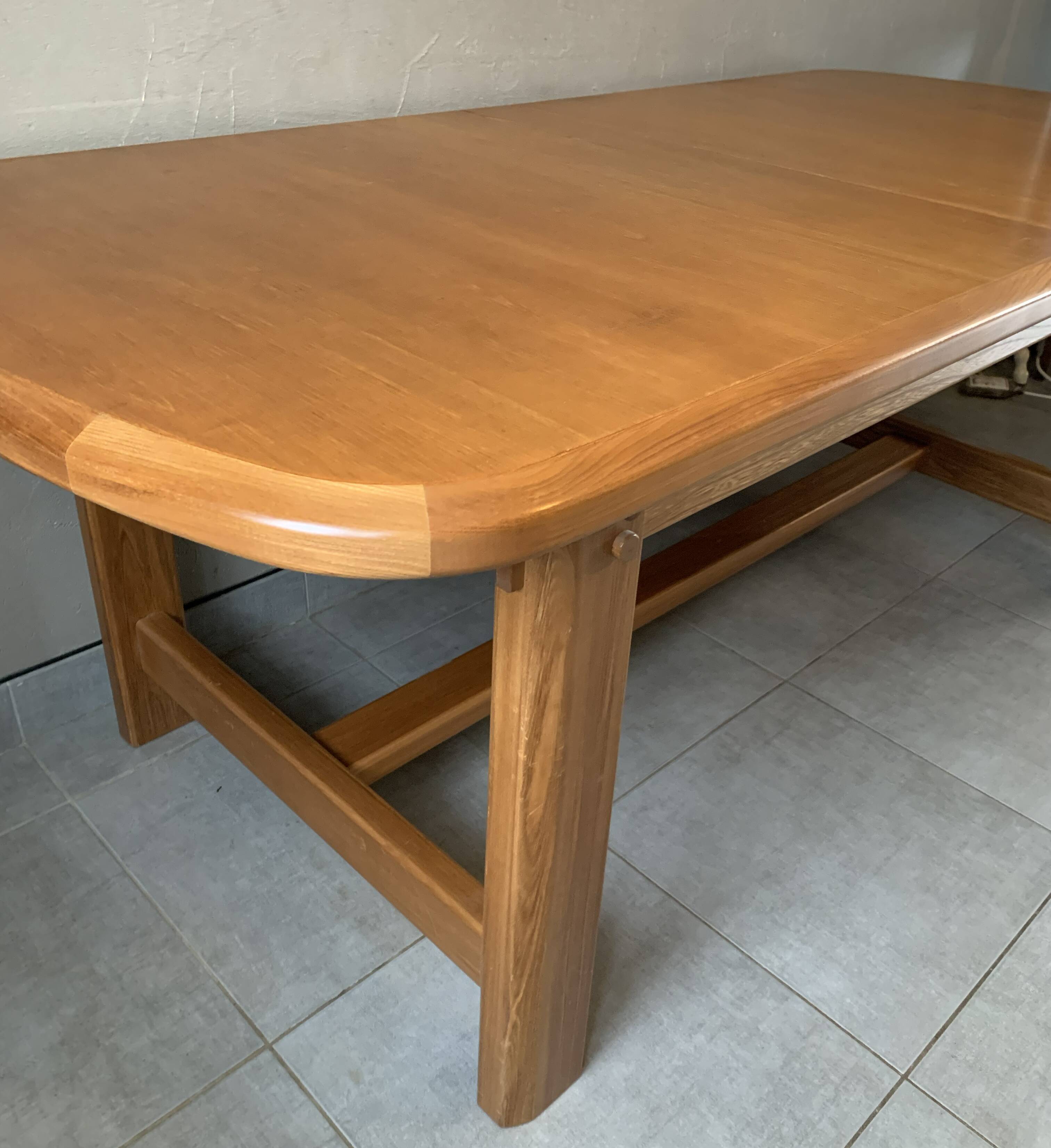 Regain House Elm Dining Room Set