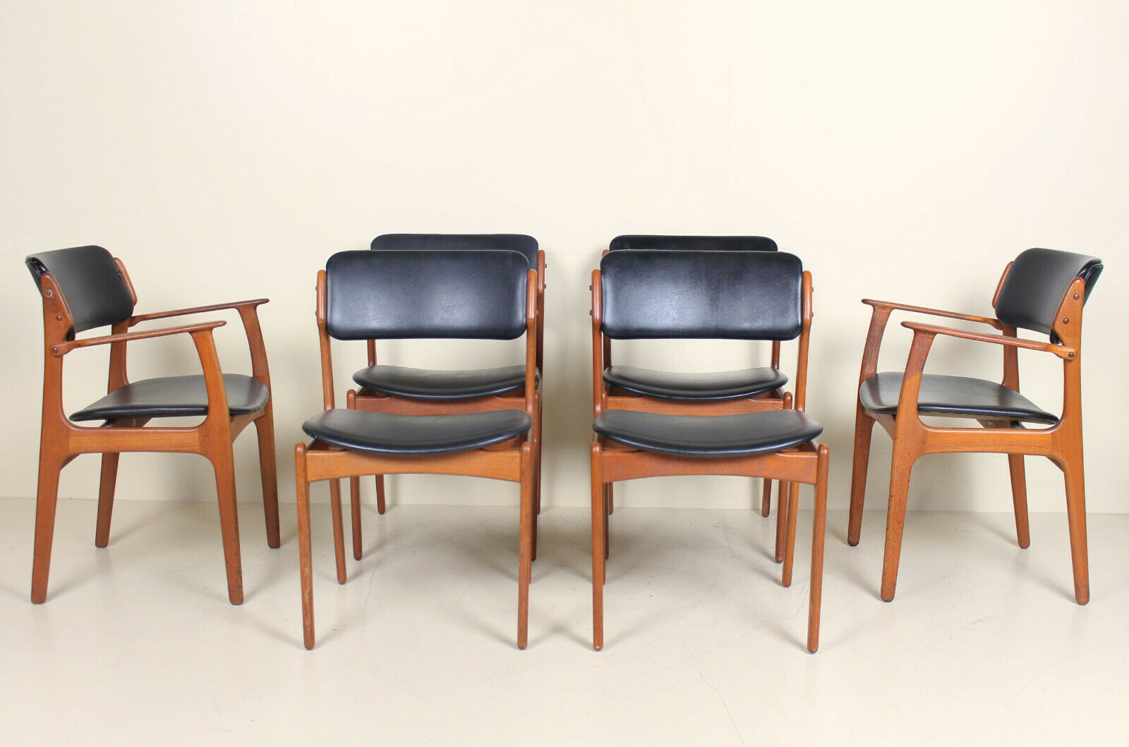 Ensemble de six chaises danoises c1960