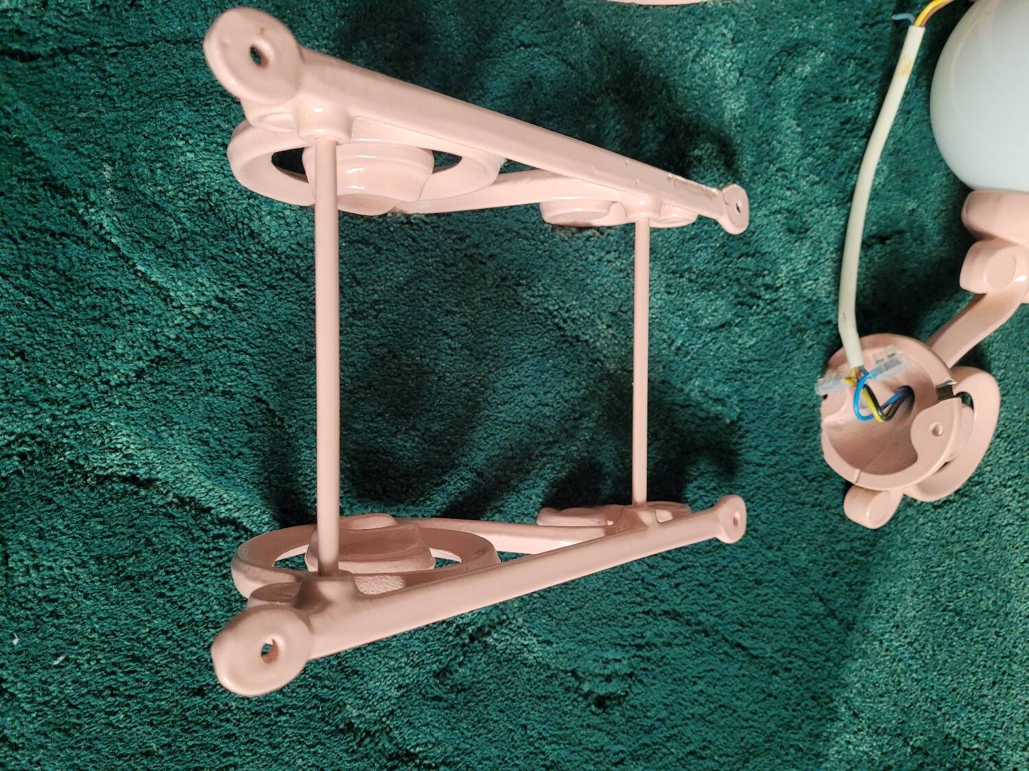 Pink Cast Iron Bathroom Set