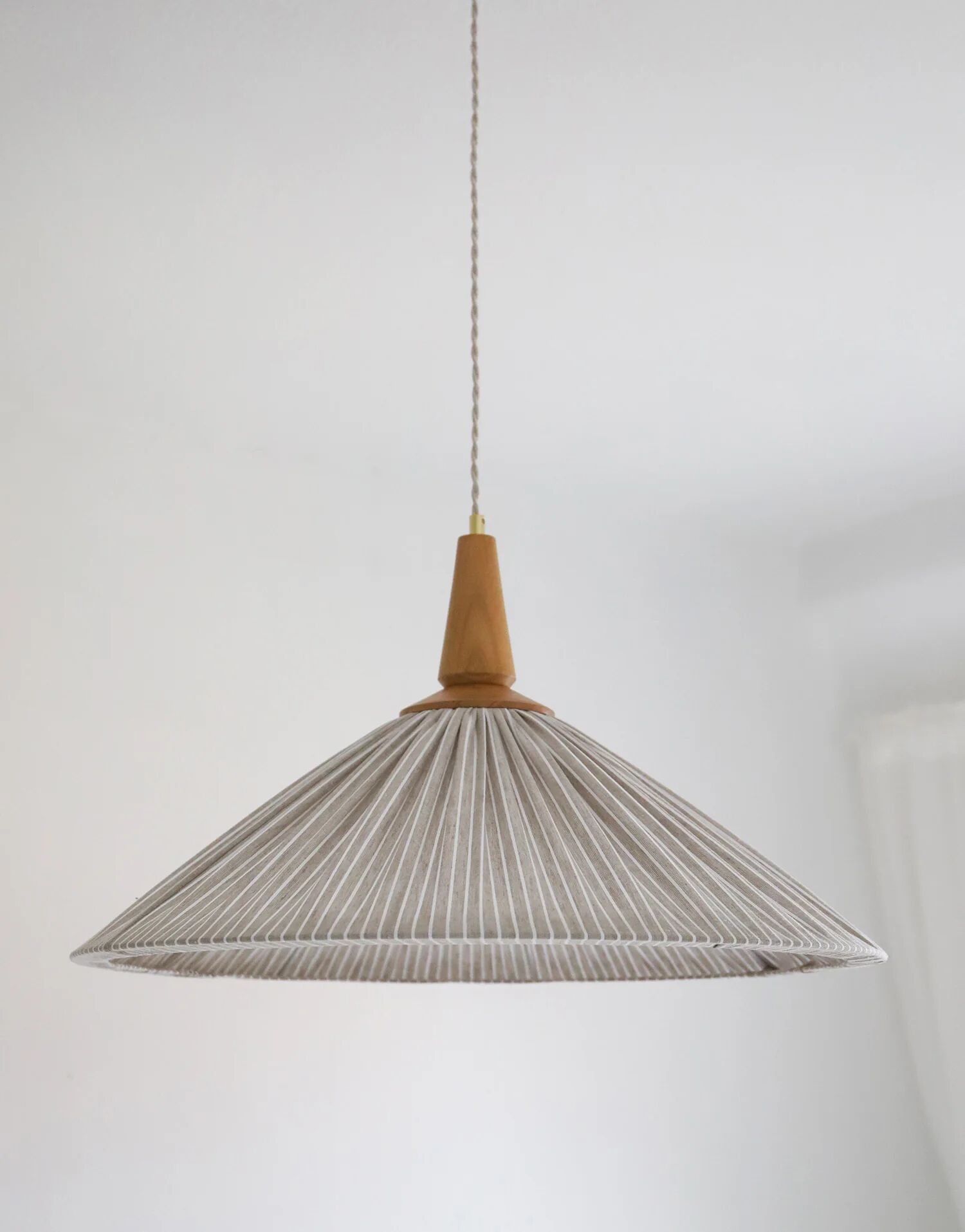 Suspension ELEONORE — 60 cm, striped olive linen and cotton