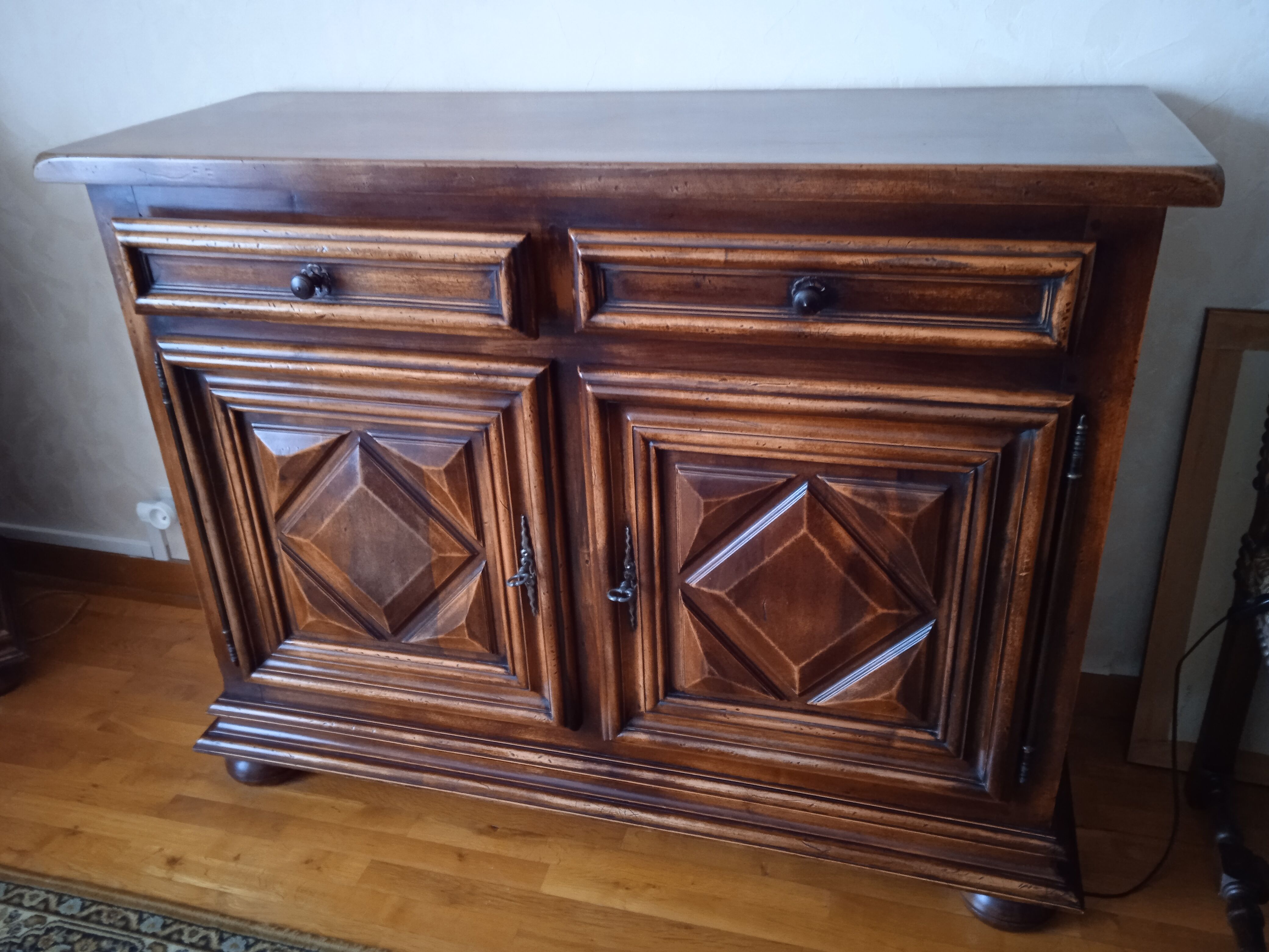 Low walnut sideboard Louis XIII style