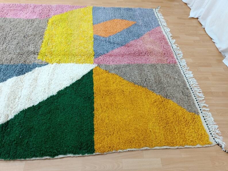 Handmade rug 250cm x 150cm multicoloured