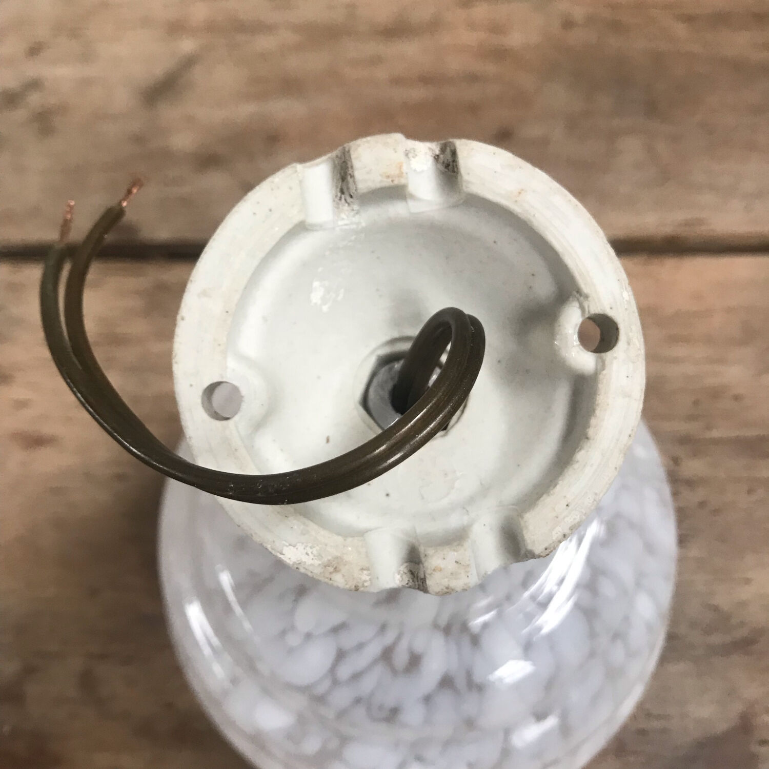 Art deco wall lamp in glass by Clichy