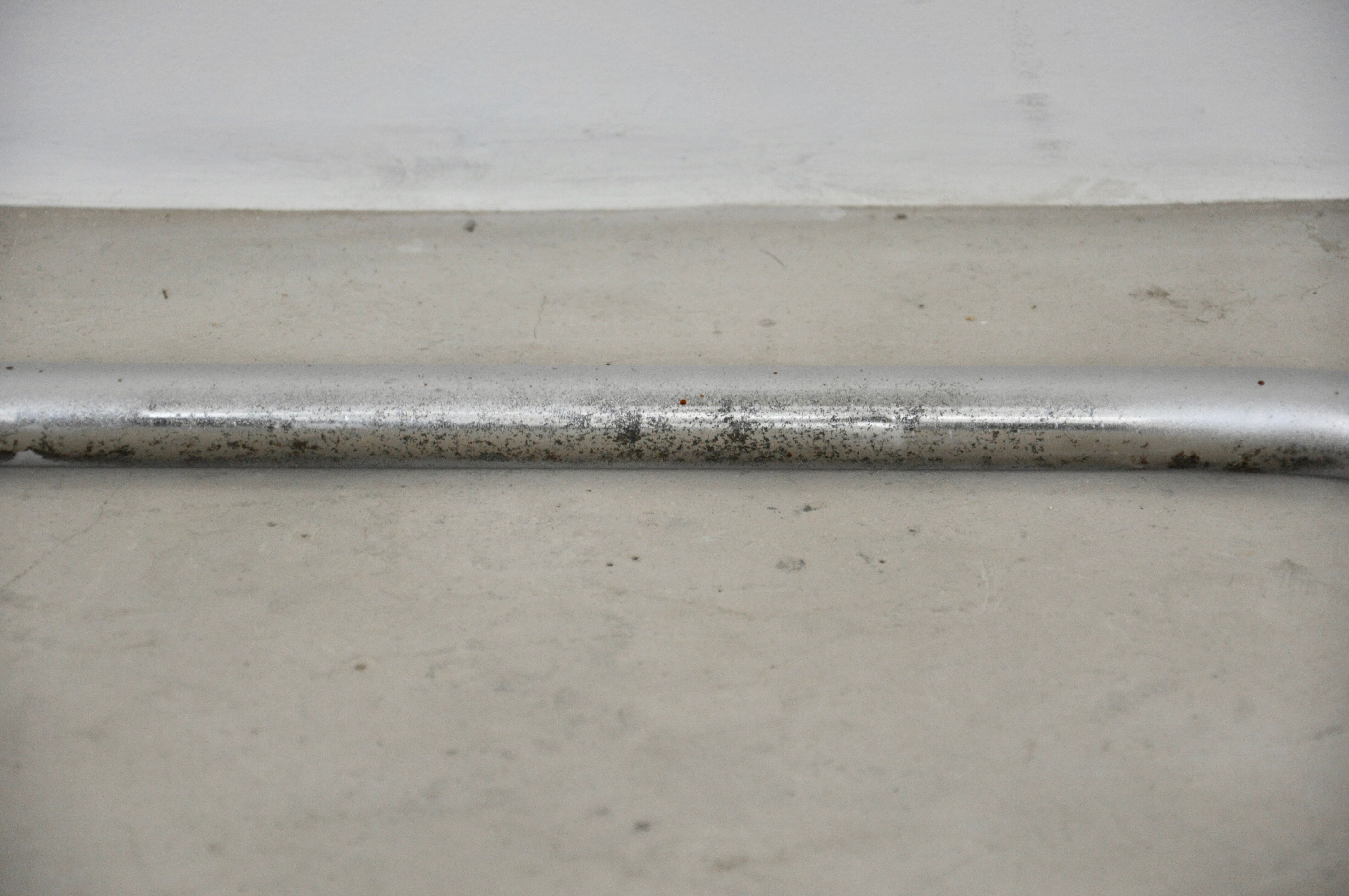 Dinning chairs B32 by Marcel Breuer