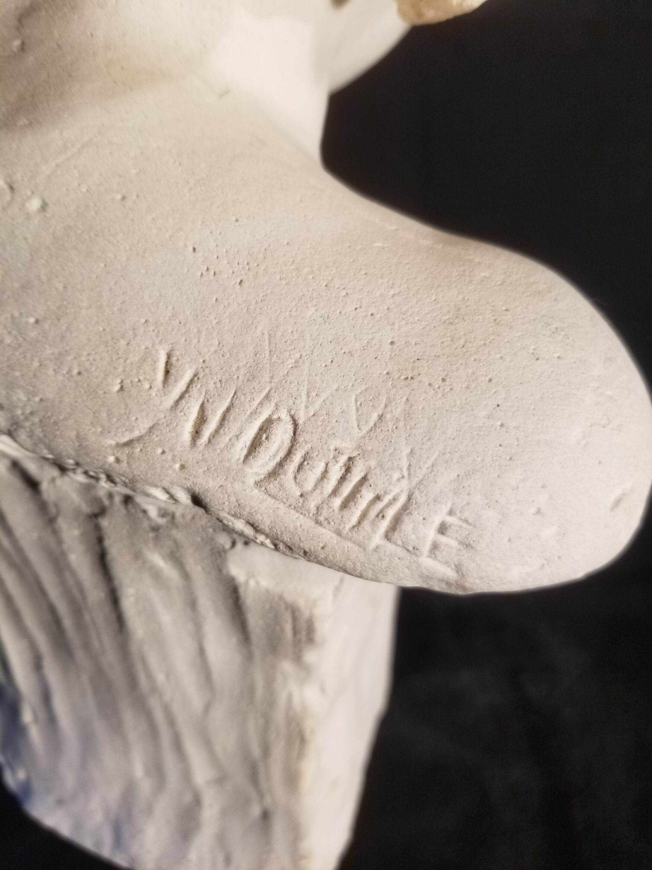 Old plaster bust - The gracious child