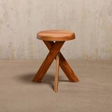 Tabouret Pierre Chapo S31 'Modèle A' en orme massif, France