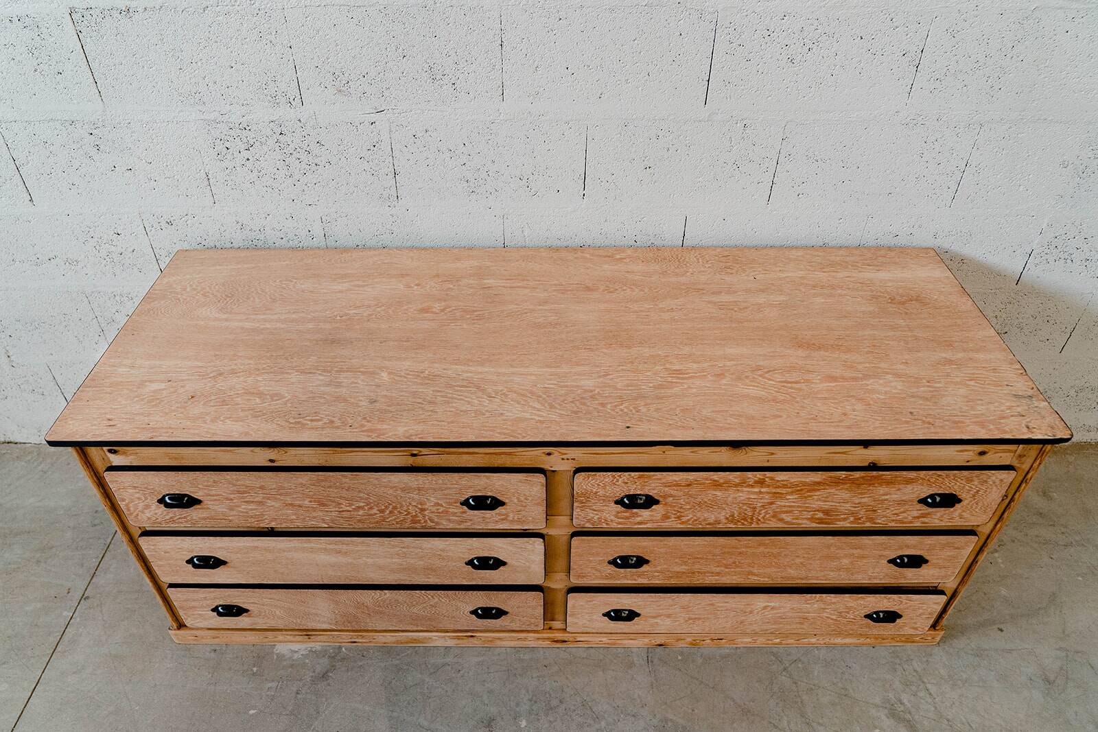 Wooden trade counter