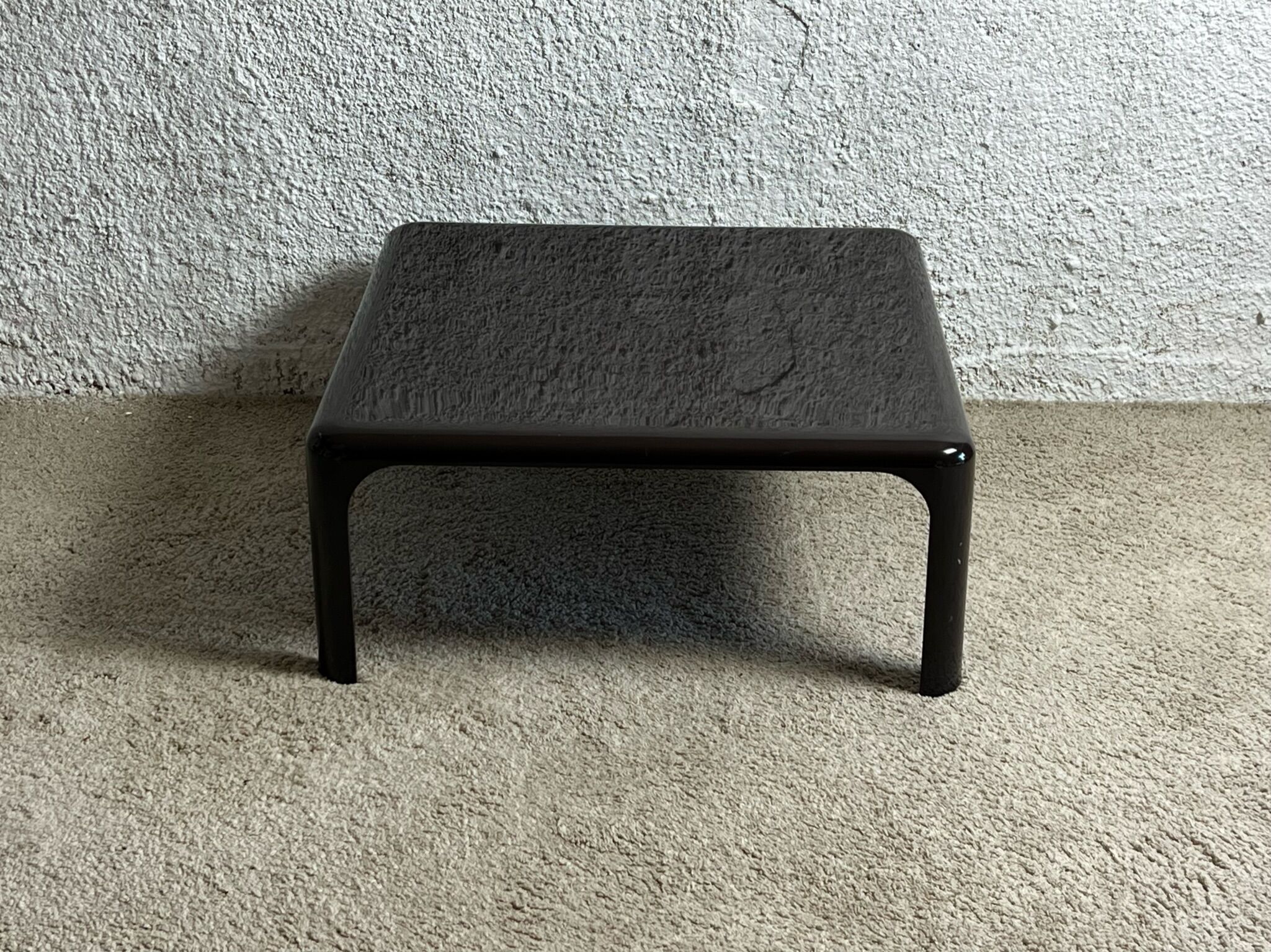 Table basse par Vico Magistretti pour Artemide, Space Age