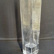 Cristallerie de Vannes le Châtel - Vannes Cristal France - Square vase - Cut crystal