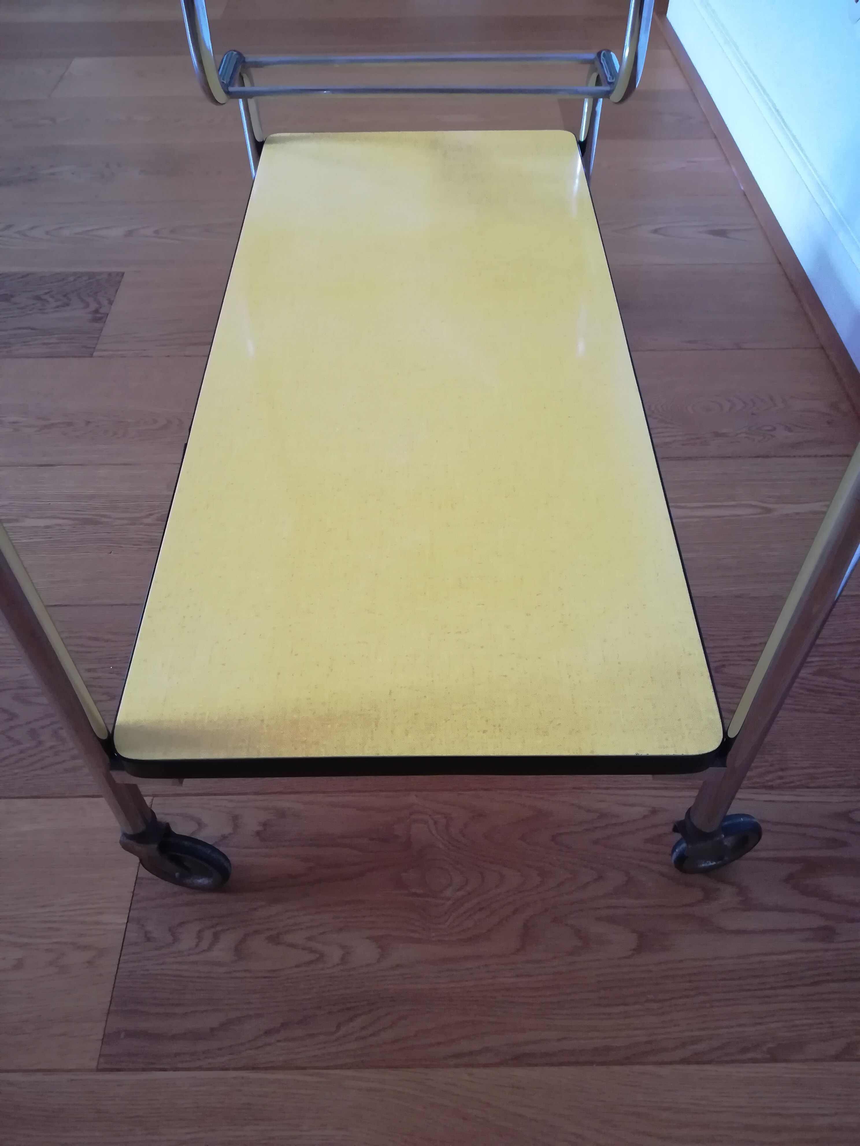 Desserte / vintage trolley bar