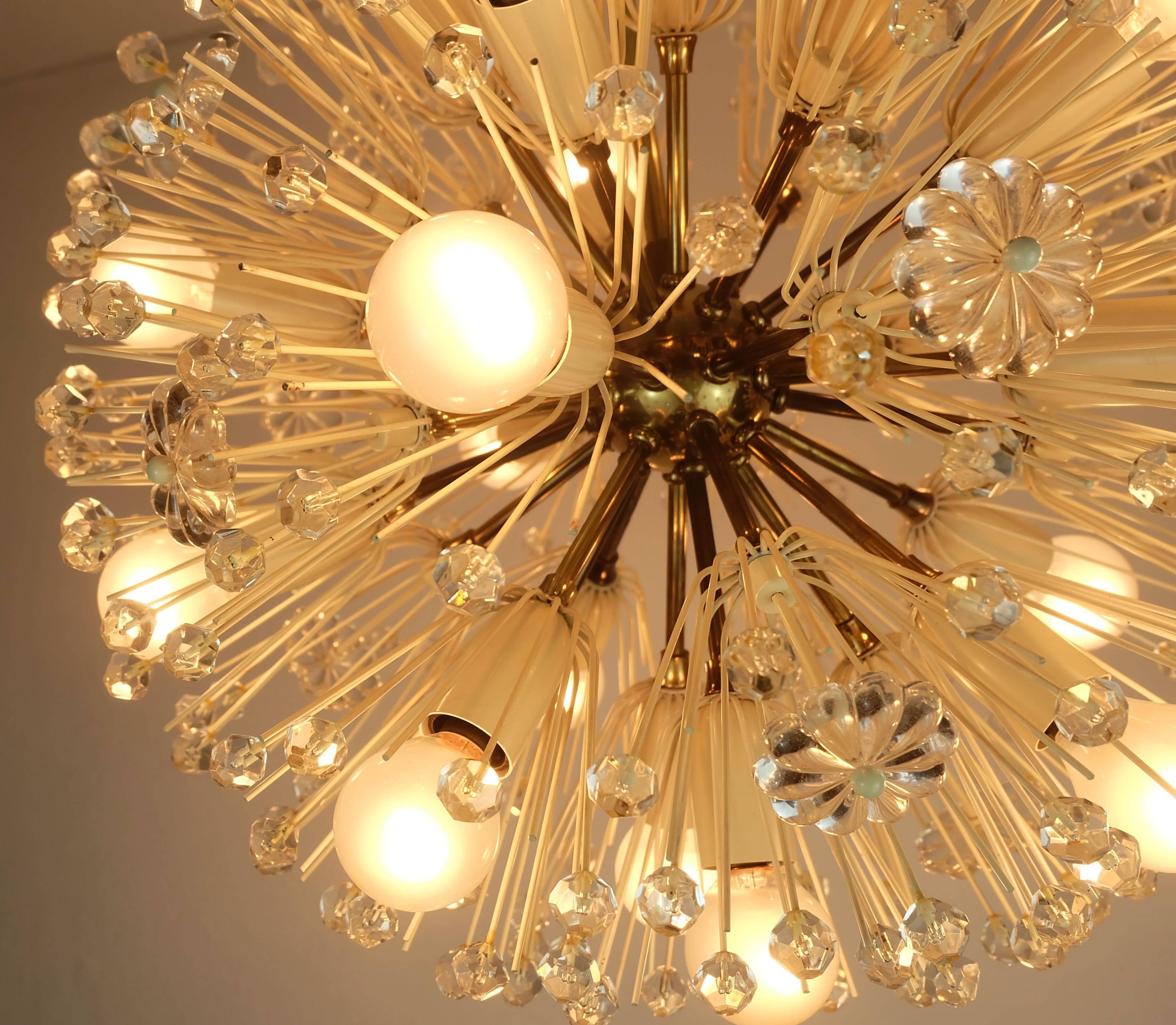 Chandelier autrichien du milieu du siècle emil stejnar pissenlit lumière spoutnik rupert nikoll 1950s