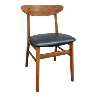 chaise modèle 210 par Farstrup