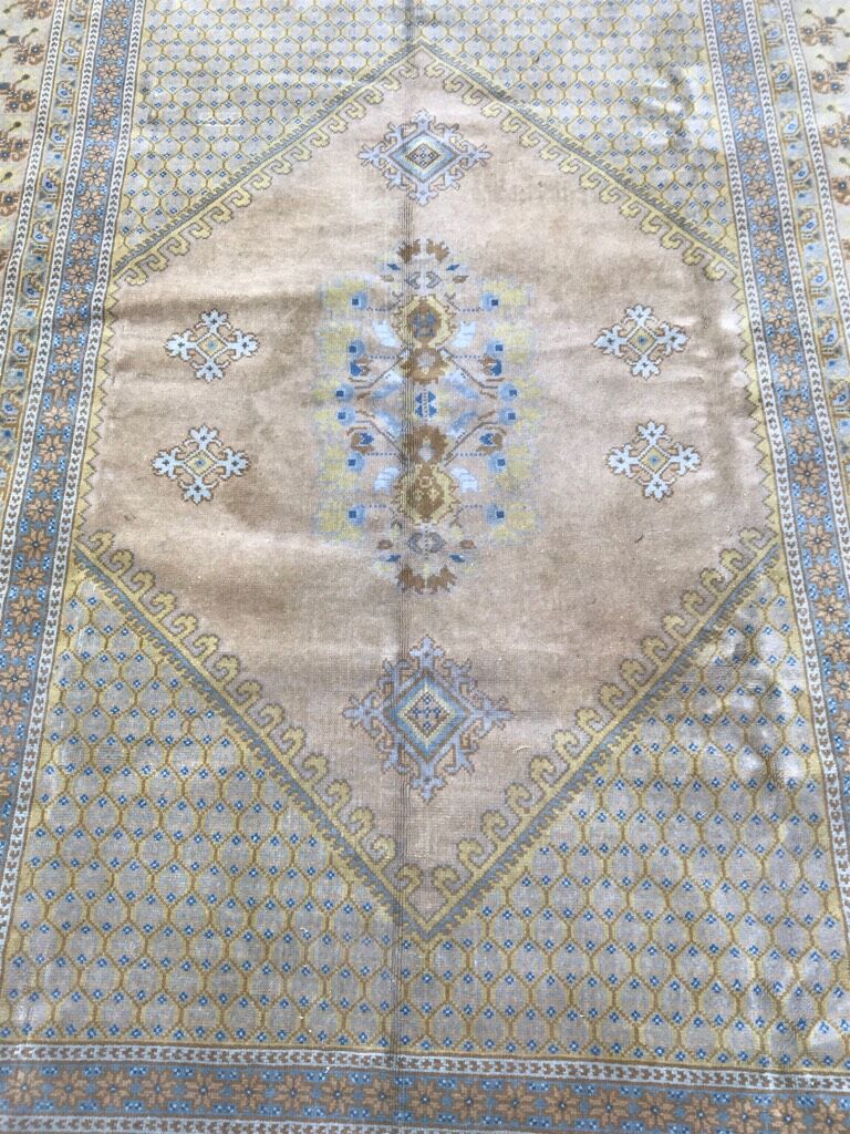 Former Moroccan carpet done flap hand wool 173 x 245 cm