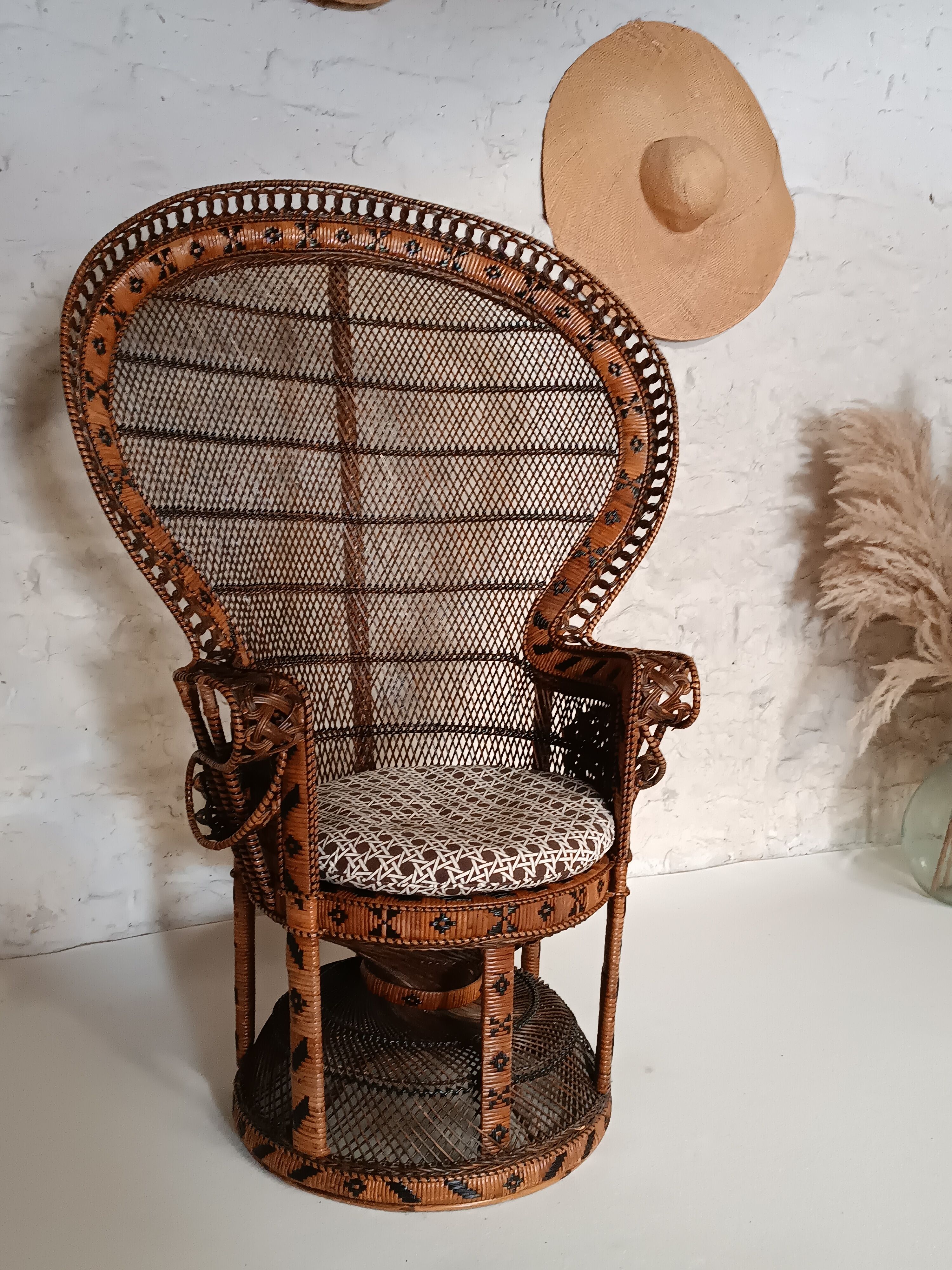 Emmanuelle rattan armchair Kok Maison 1970