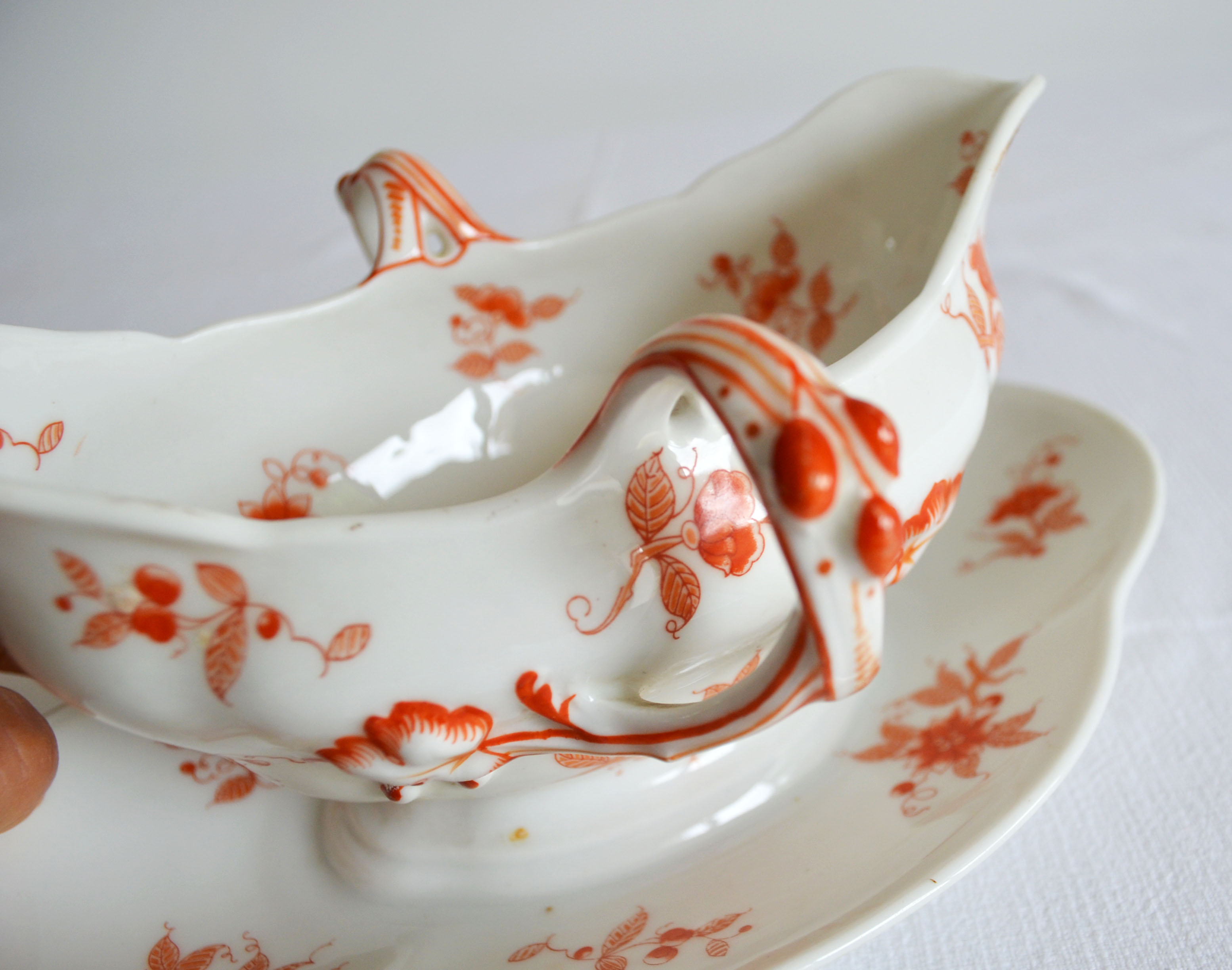 Saucière faïencerie de Sèvres