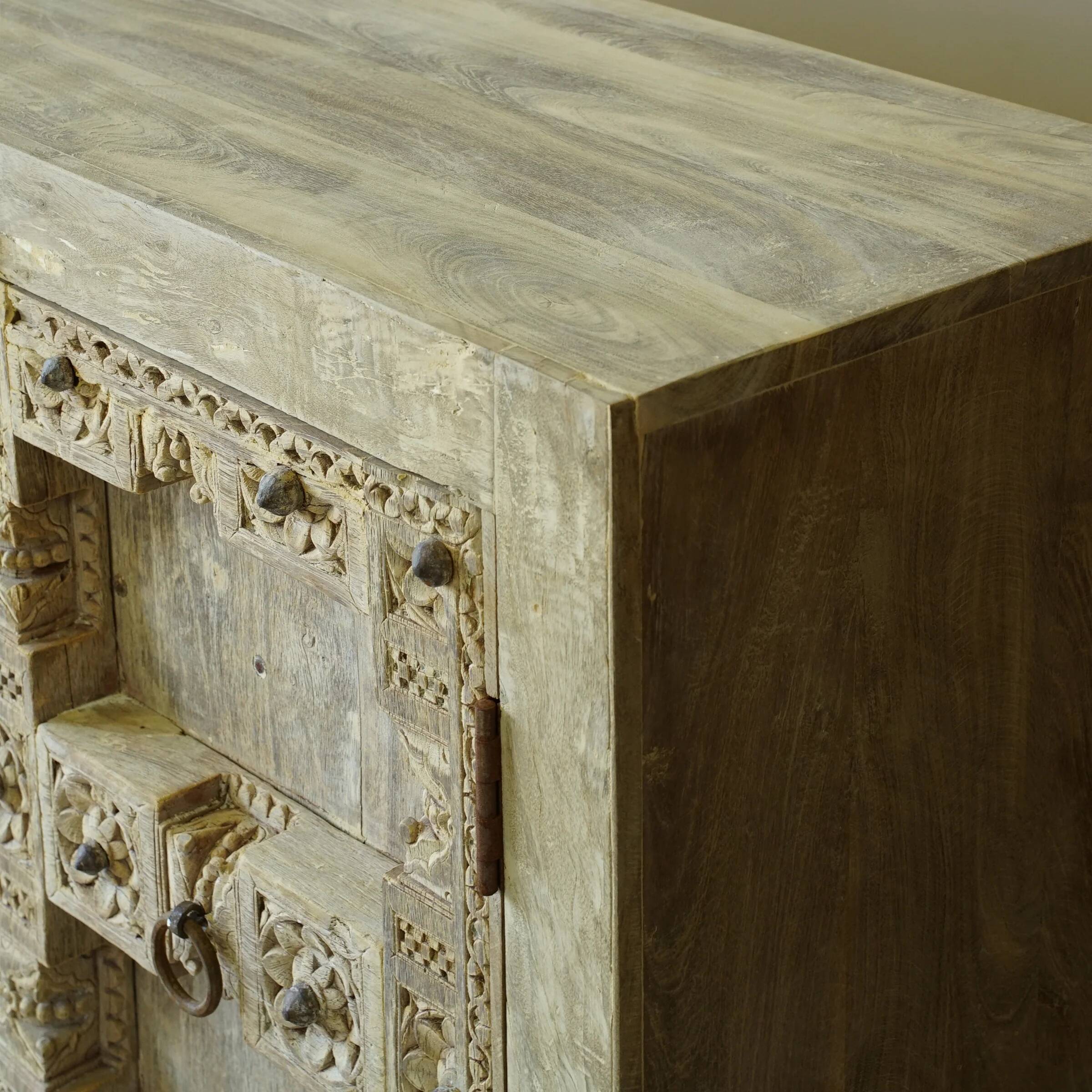 Ashta - Buffet indien sculpté n°5