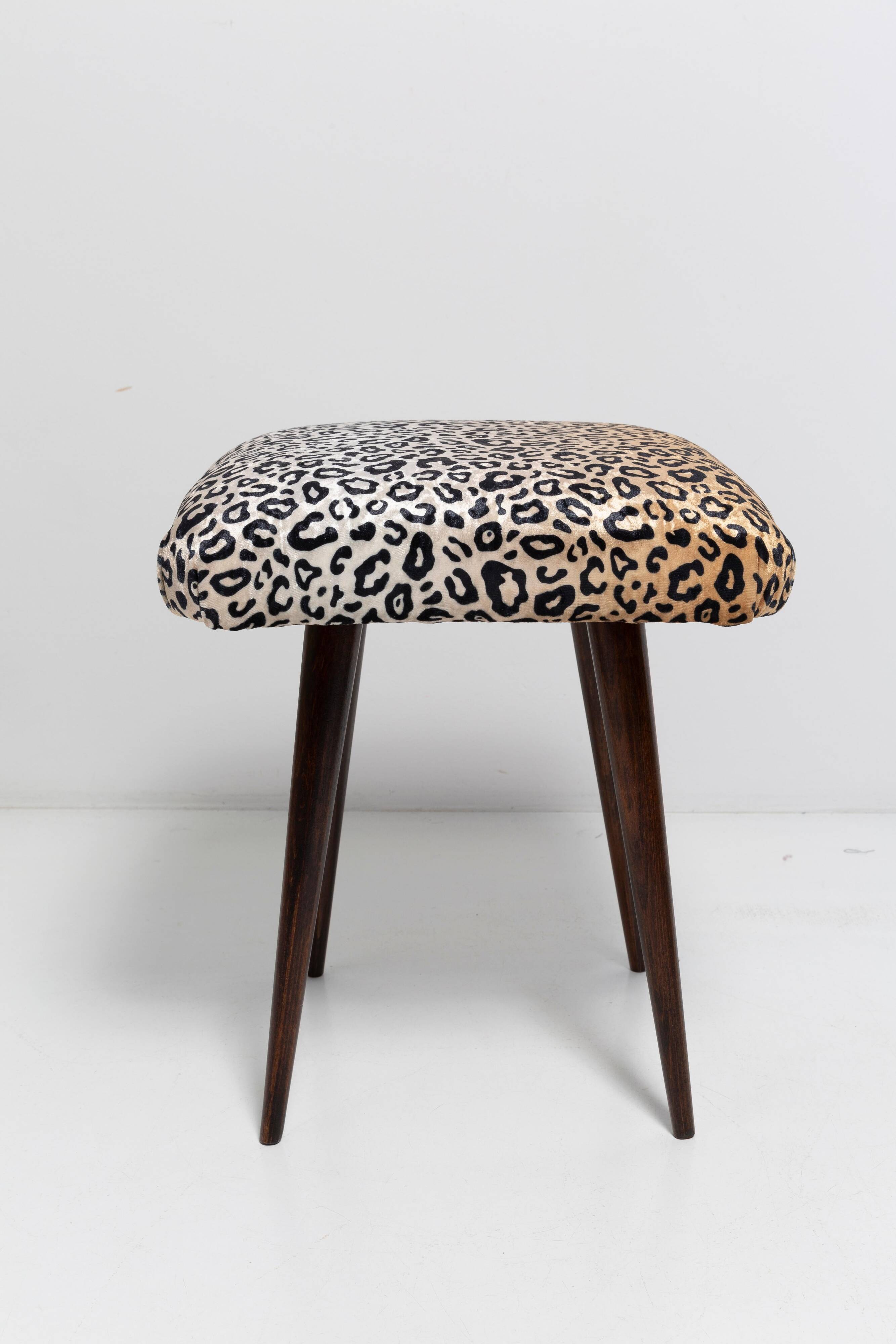 Vintage leopard velvet stool from the 20th century, Europe, 1960s