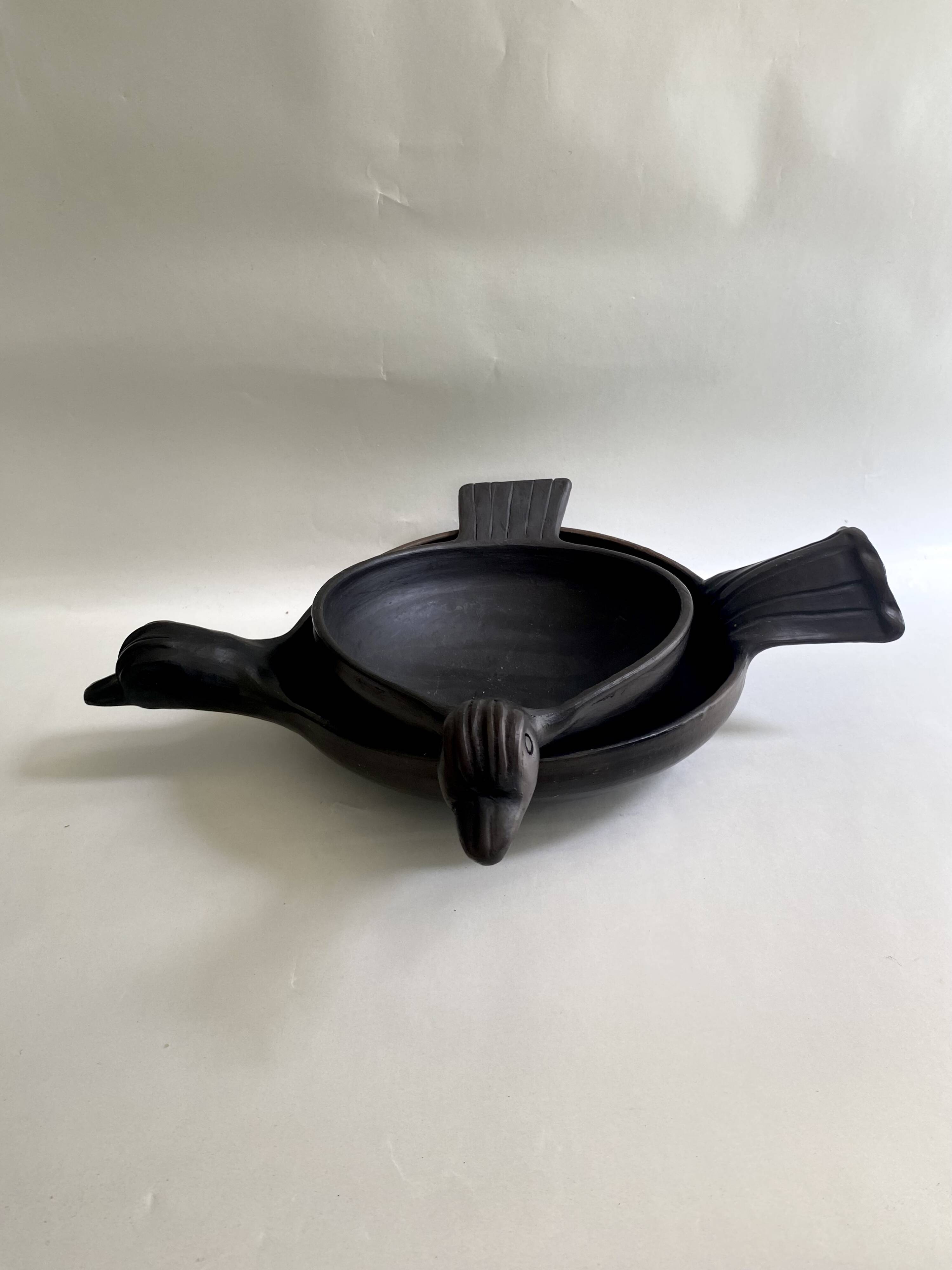 Small terracotta bird plate