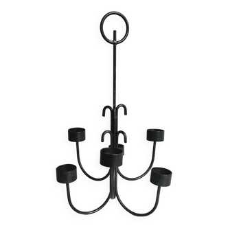 Black metal pendant chandelier.