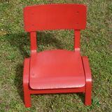 Red low child chair