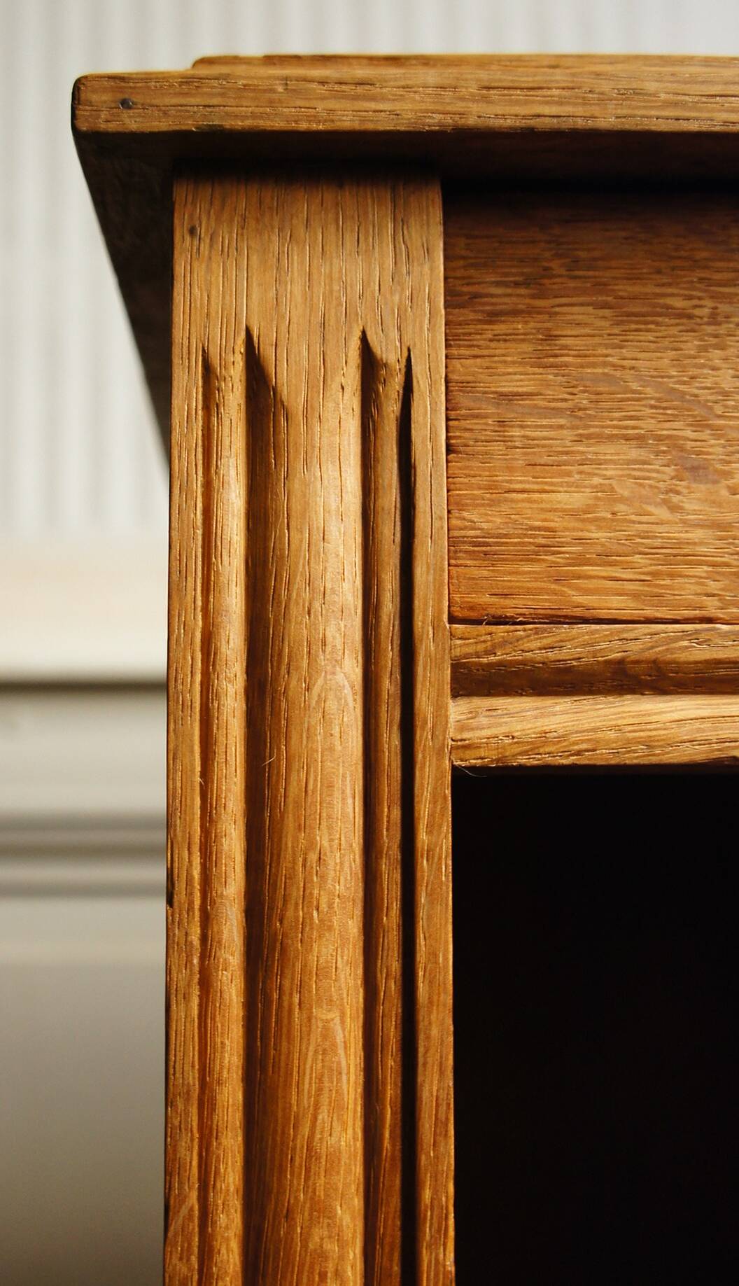 1930 bedside table in oak & black marble