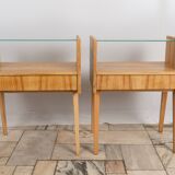 Tables de nuit des années 1960 par arch. František Jirák, millésime tchécoslovaque.