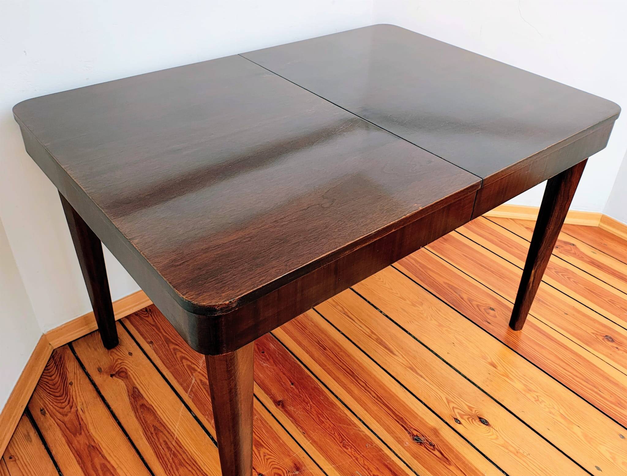 Czechoslovakian Extendable Dining Table by Jindřich Halabala for Up Závody