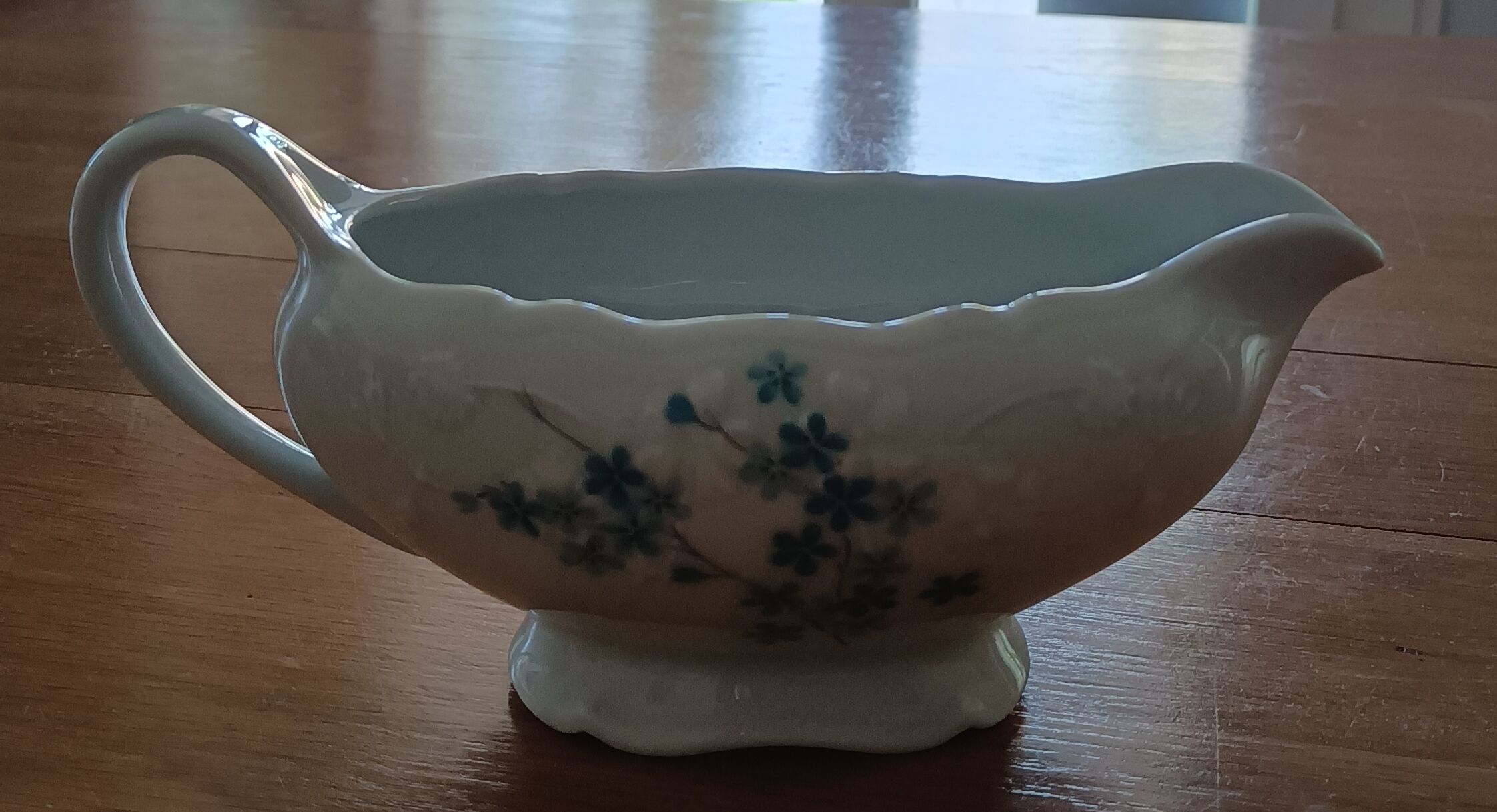 Sologne porcelain dinner service