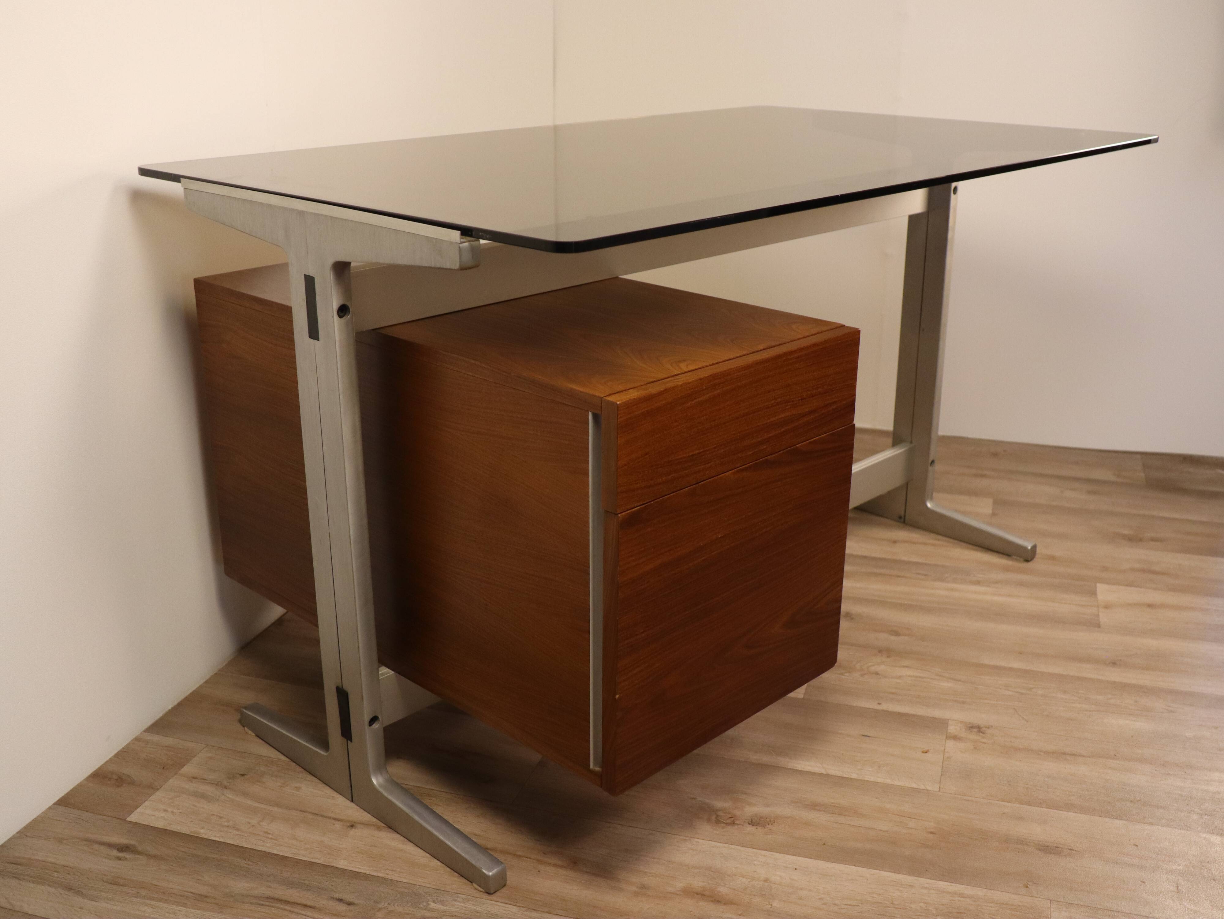 Vintage office by Etienne Fermigier 1970