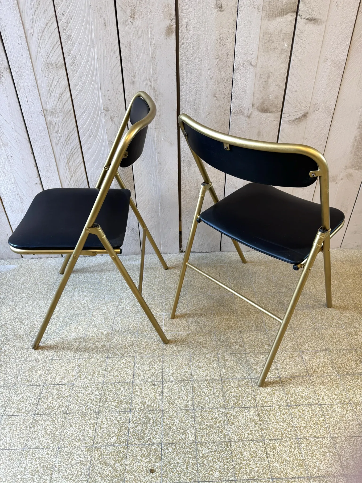 Pair of folding chairs