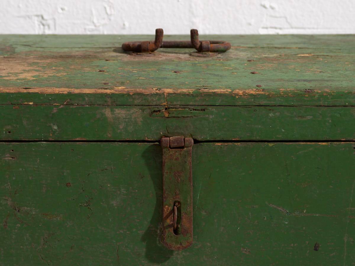 Small antique green wooden chest (circa 1910) #6