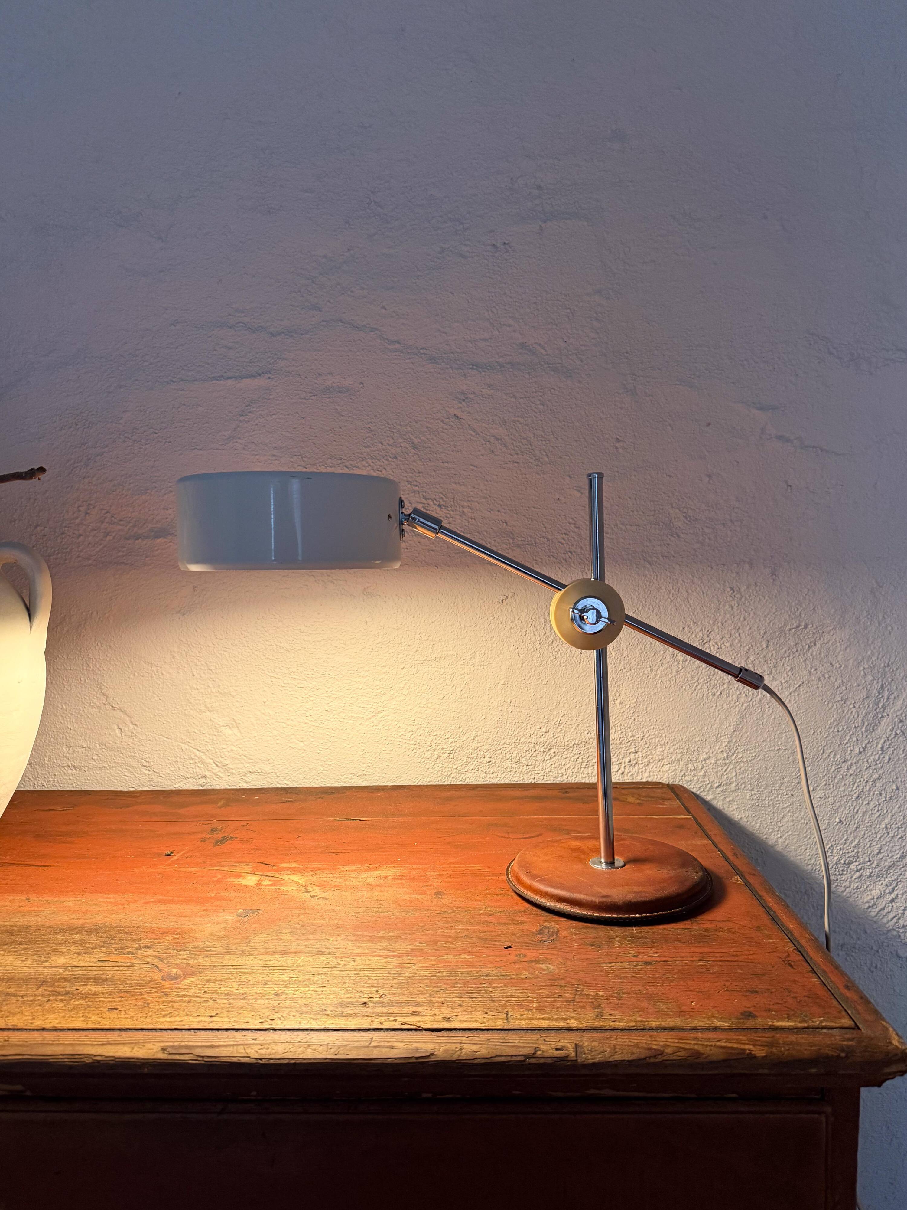 Vintage Midcentury desk lamp in brown leather and chrome Atelje Lyktan, Sweden