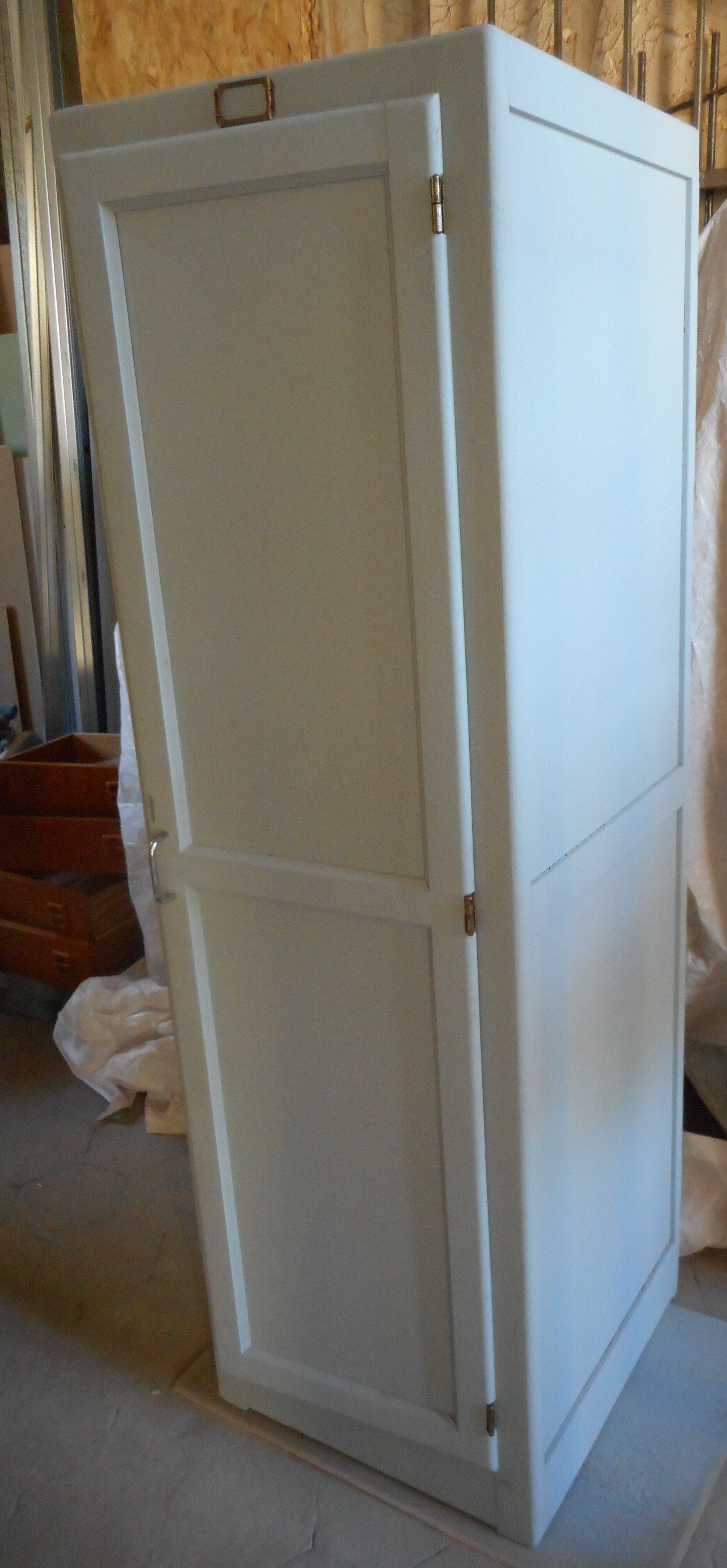 Wardrobe / dressing room of boarding school