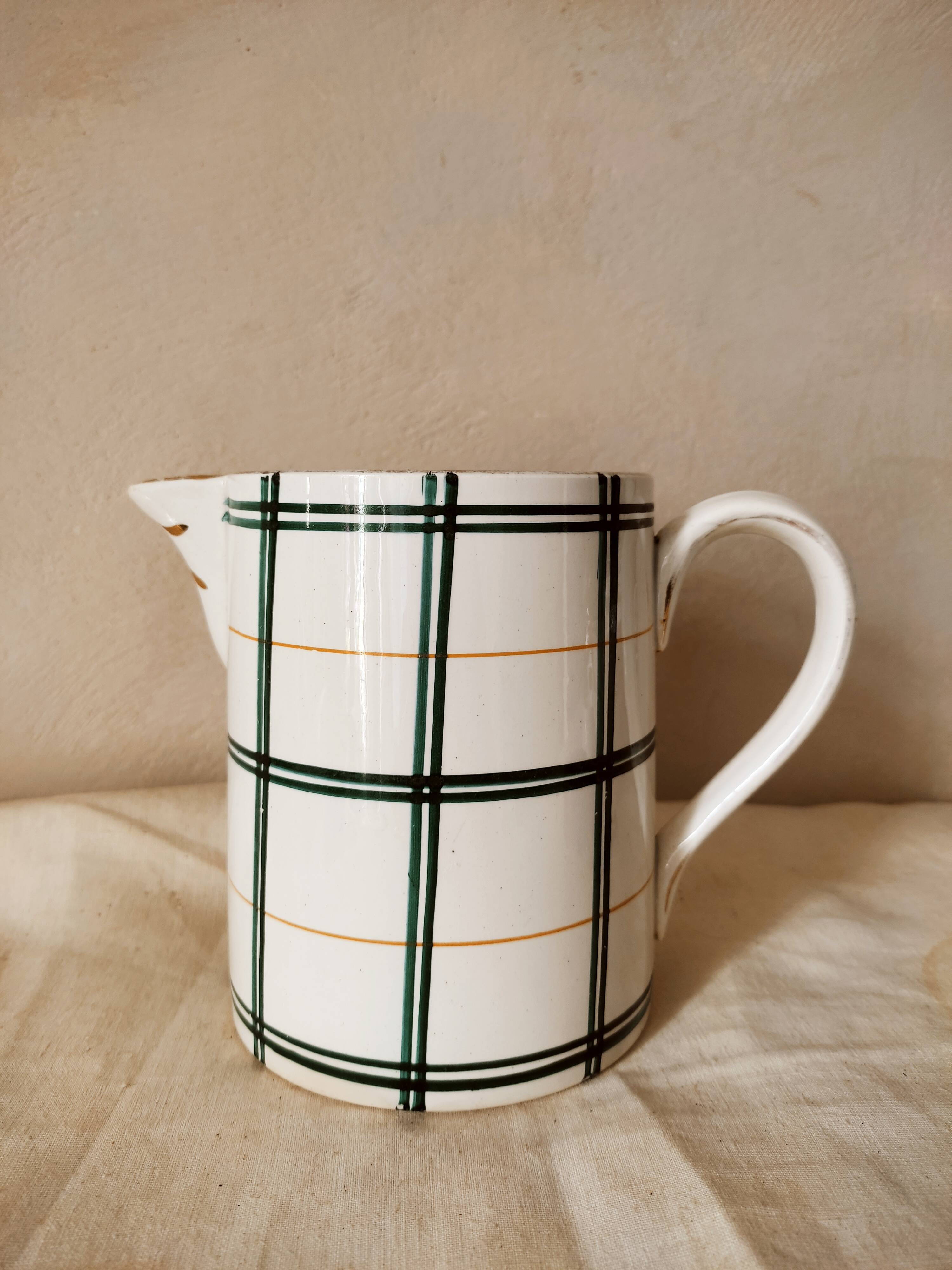 Earthenware pitcher moulin des loups