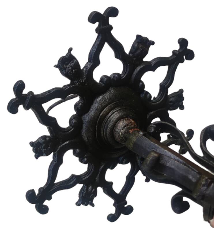 Art deco chandelier suspension