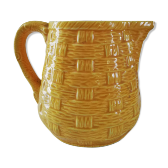 Yellow pitcher in dabbling Digoin Sarreguemines vintage 60s