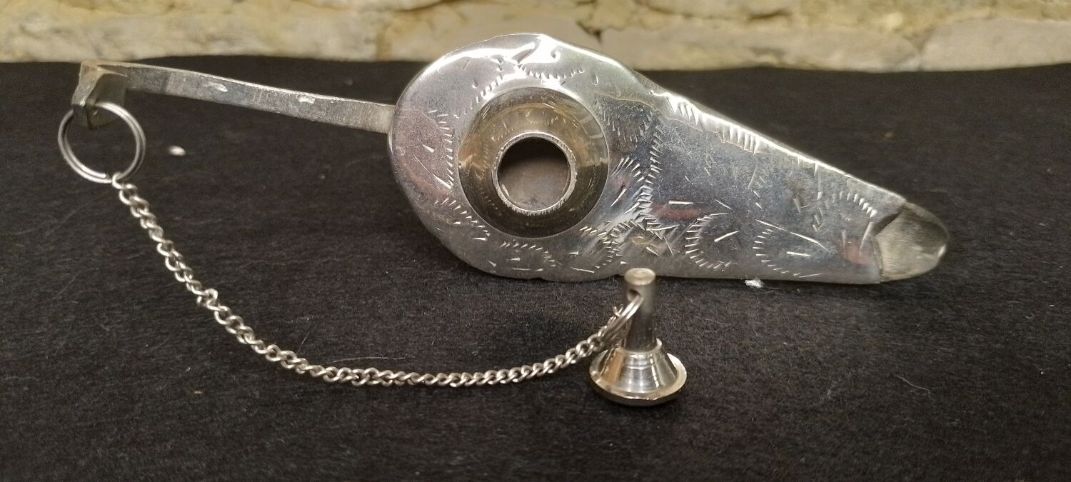 Oil lamp