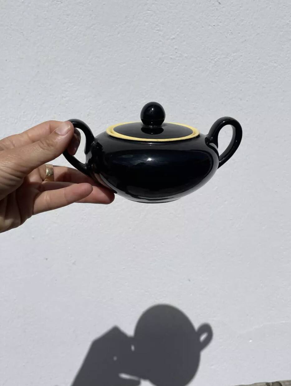 Sucrier bonbonnière céramique noir et jaune villeroy et boch Biarritz