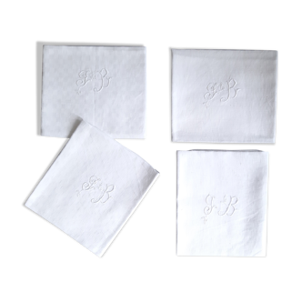 4 old towels