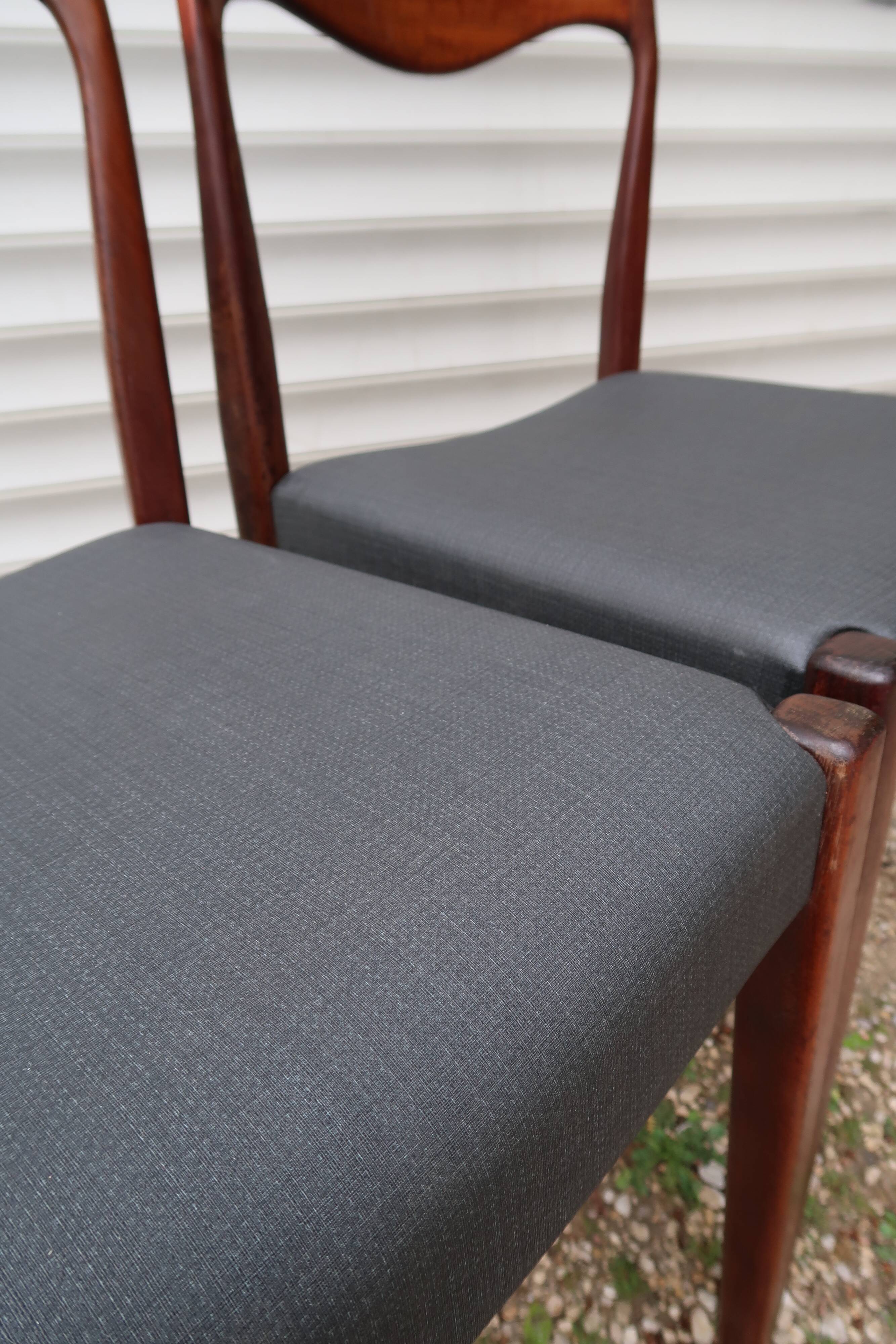 Pair of Scandinavian chairs Niels Otto Moller