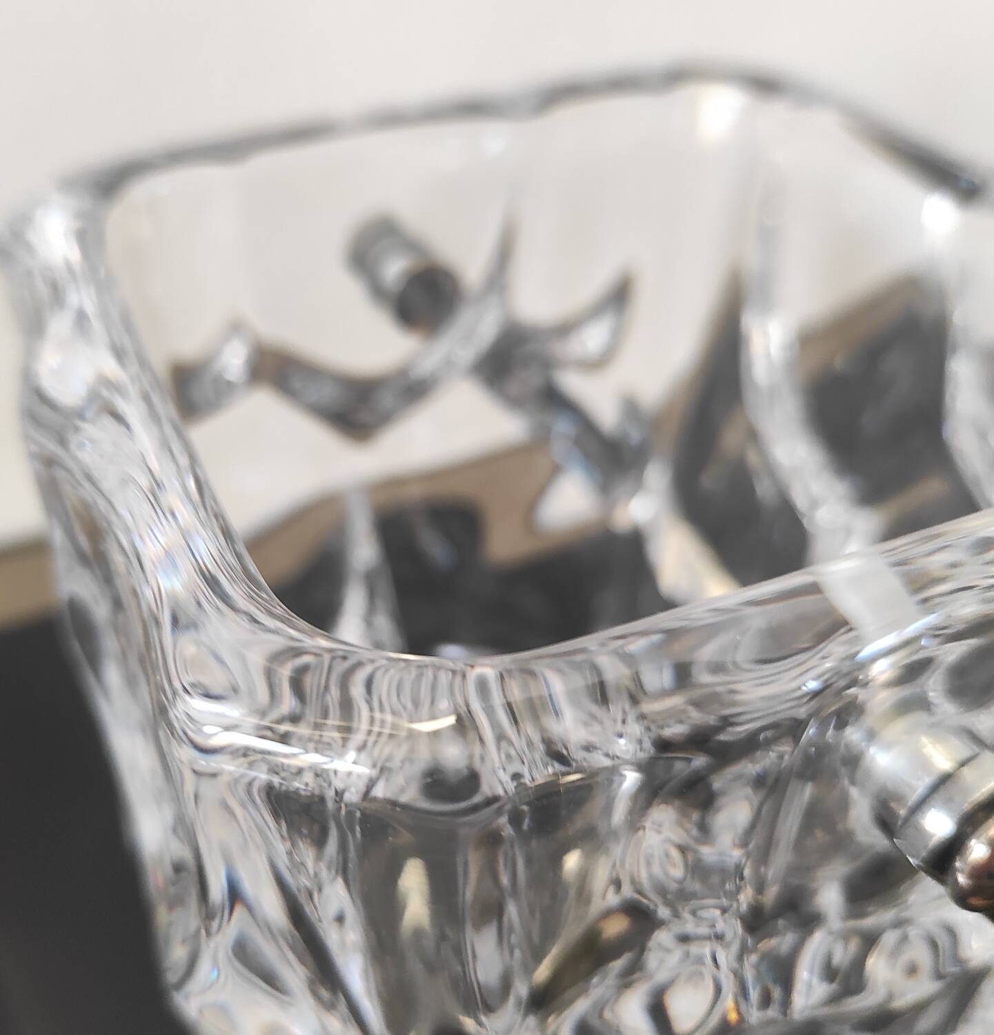 Vintage textured glass ice bucket - Brutalist style