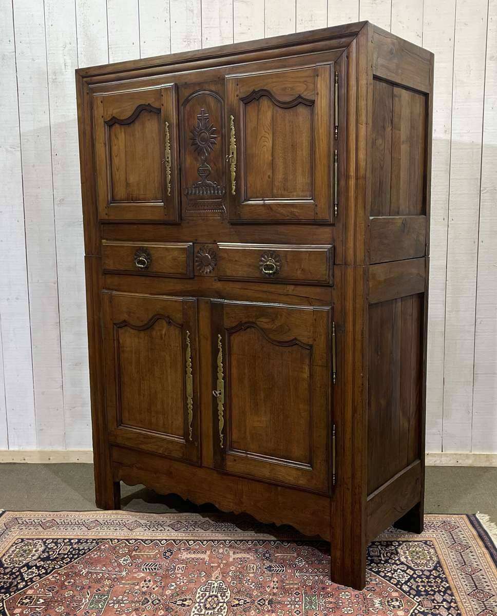 19th century Breton 4-door chestnut sideboard