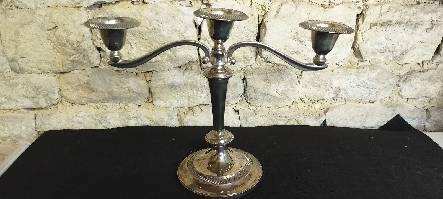 Metal candlestick