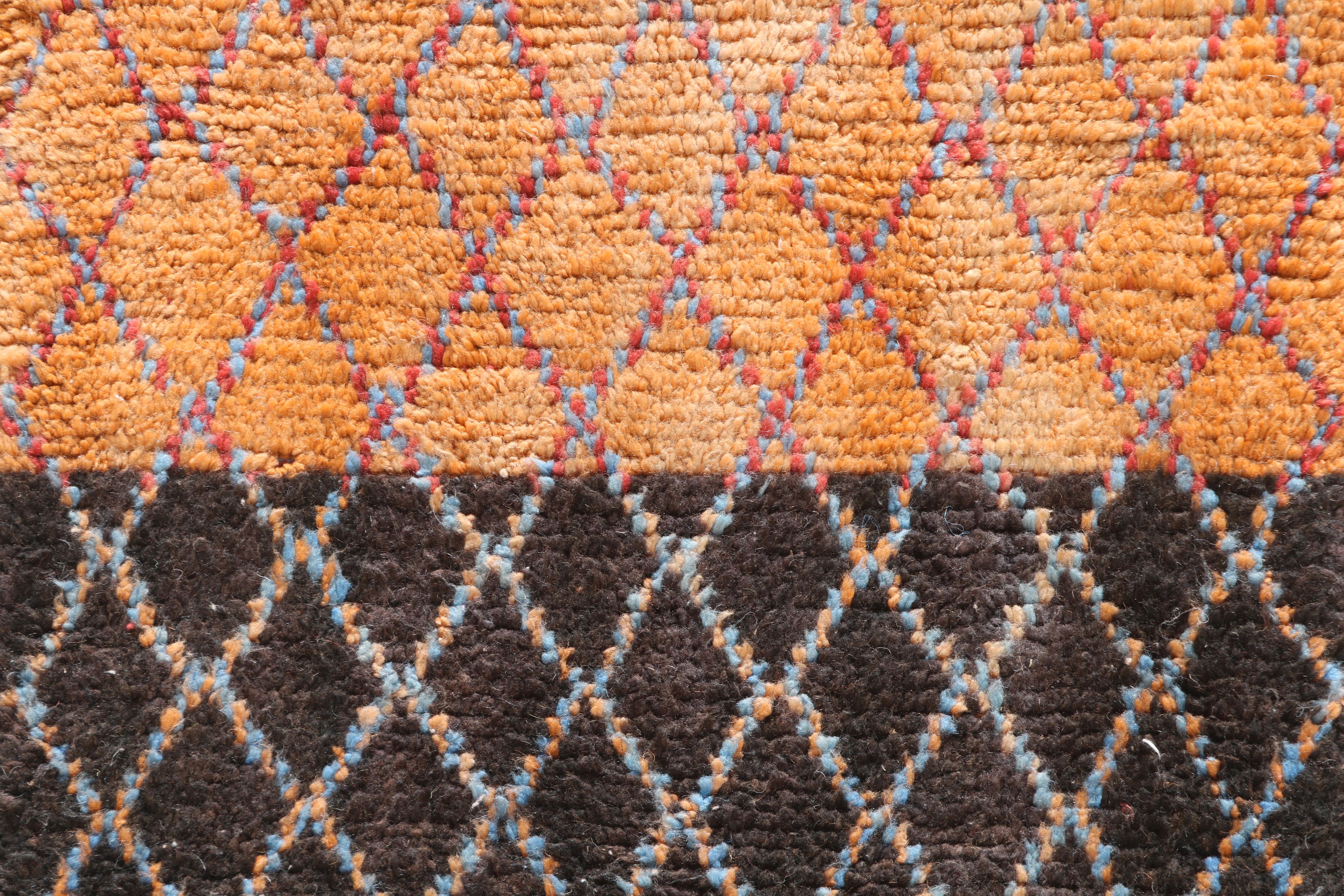 Handwoven coloured wool rug, 295 x 85 cm - R364