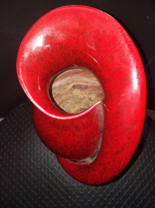 Vase coeur de rose en céramique par Fred et Andrée Stocker vers 1950