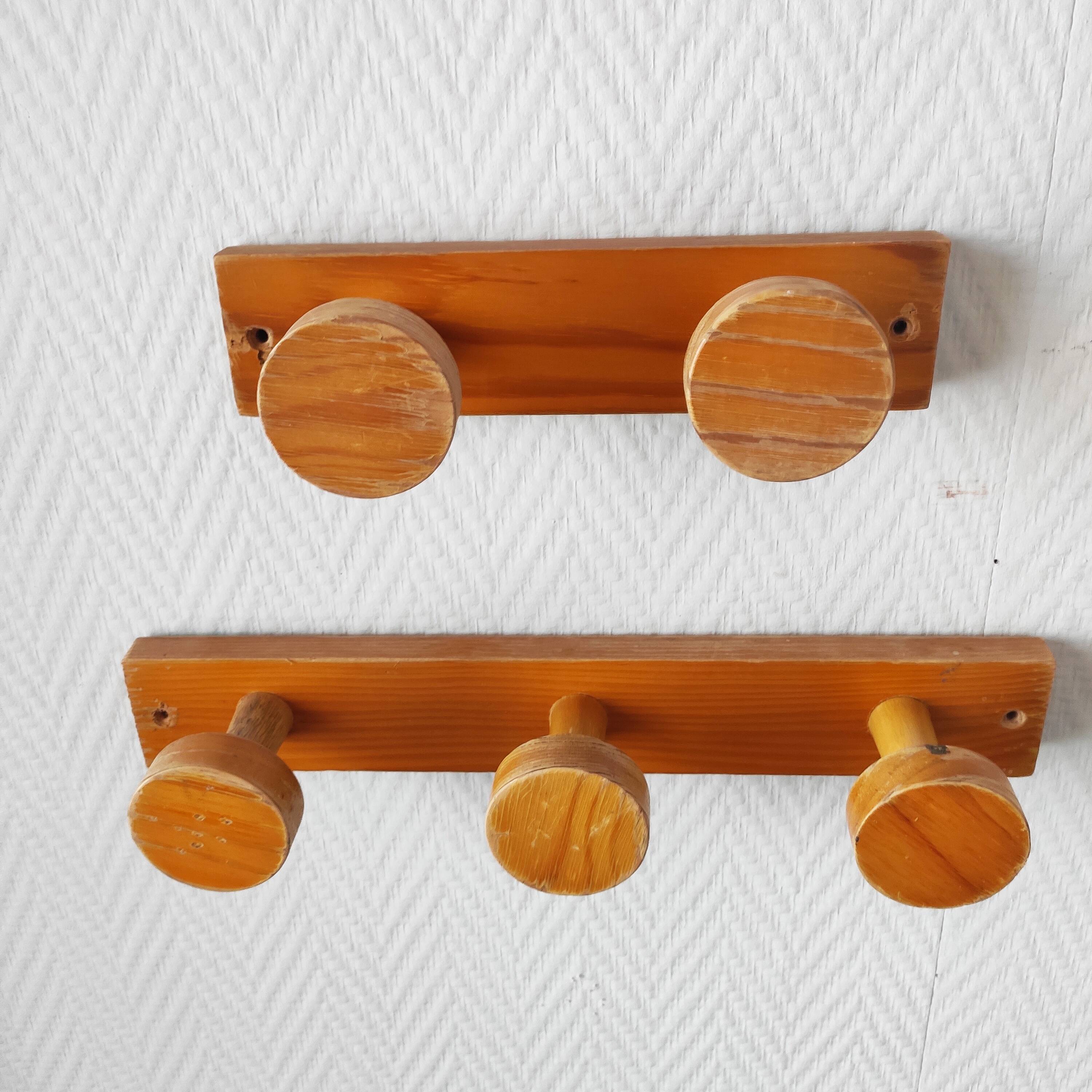 Vintage 70s pine coat hooks – Perriand Les Arcs style