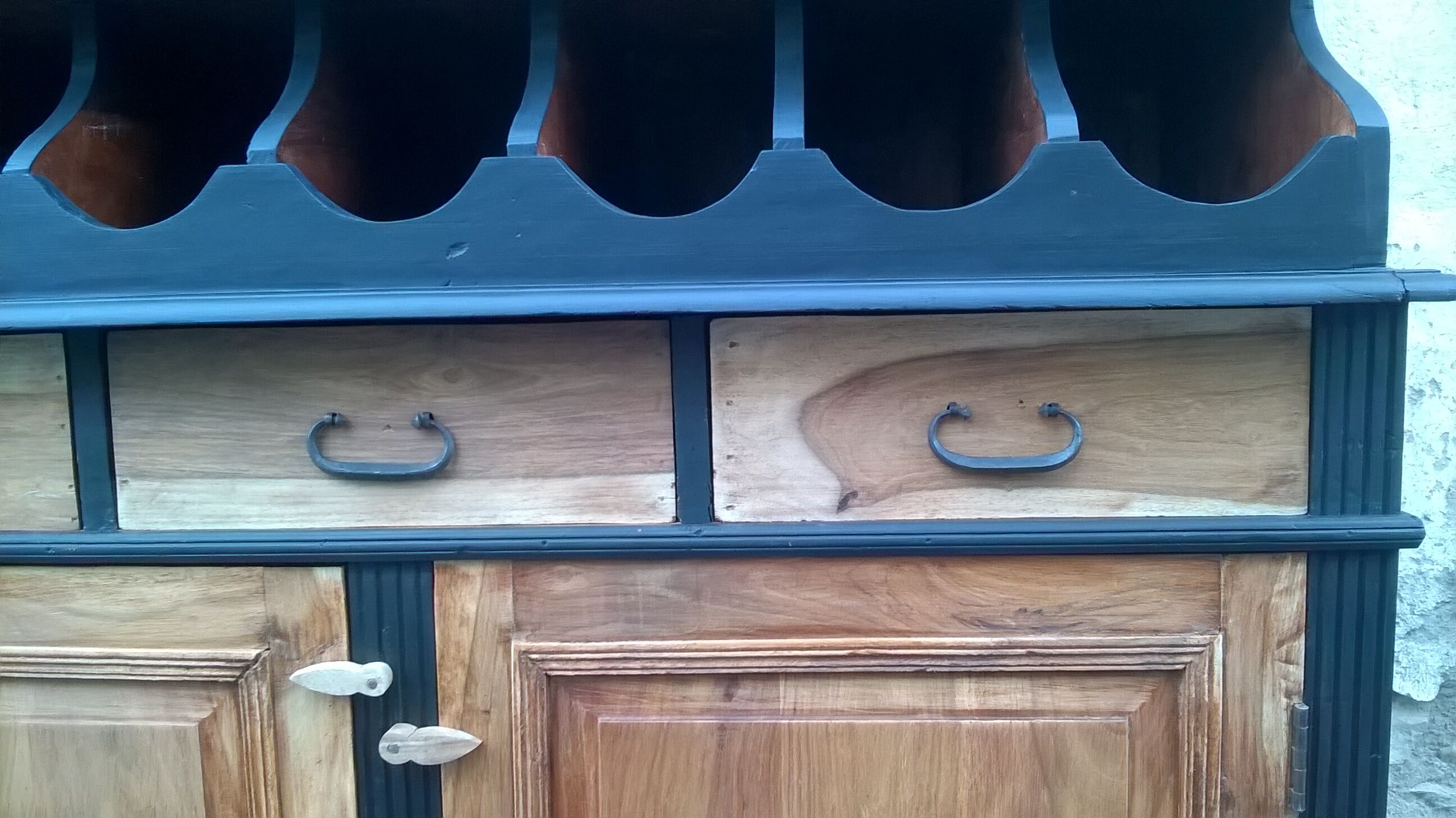 Vaisselier raw black